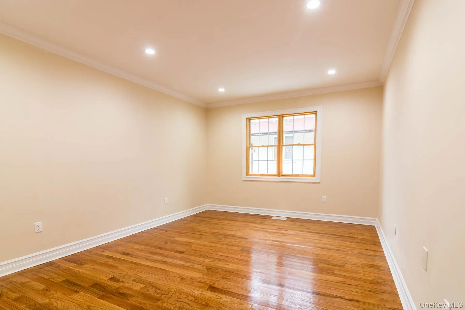 8431 Beverly Road, New York, NY, 4 Bedrooms Bedrooms, 8 Rooms Rooms,2 BathroomsBathrooms,Residential Lease,For Rent,Beverly,0,1026347 8431 Beverly Road, New York, NY, 4 Bedrooms Bedrooms, 8 Rooms Rooms,2 BathroomsBathrooms,Residential Lease,For Rent,Beverly,0,1026347