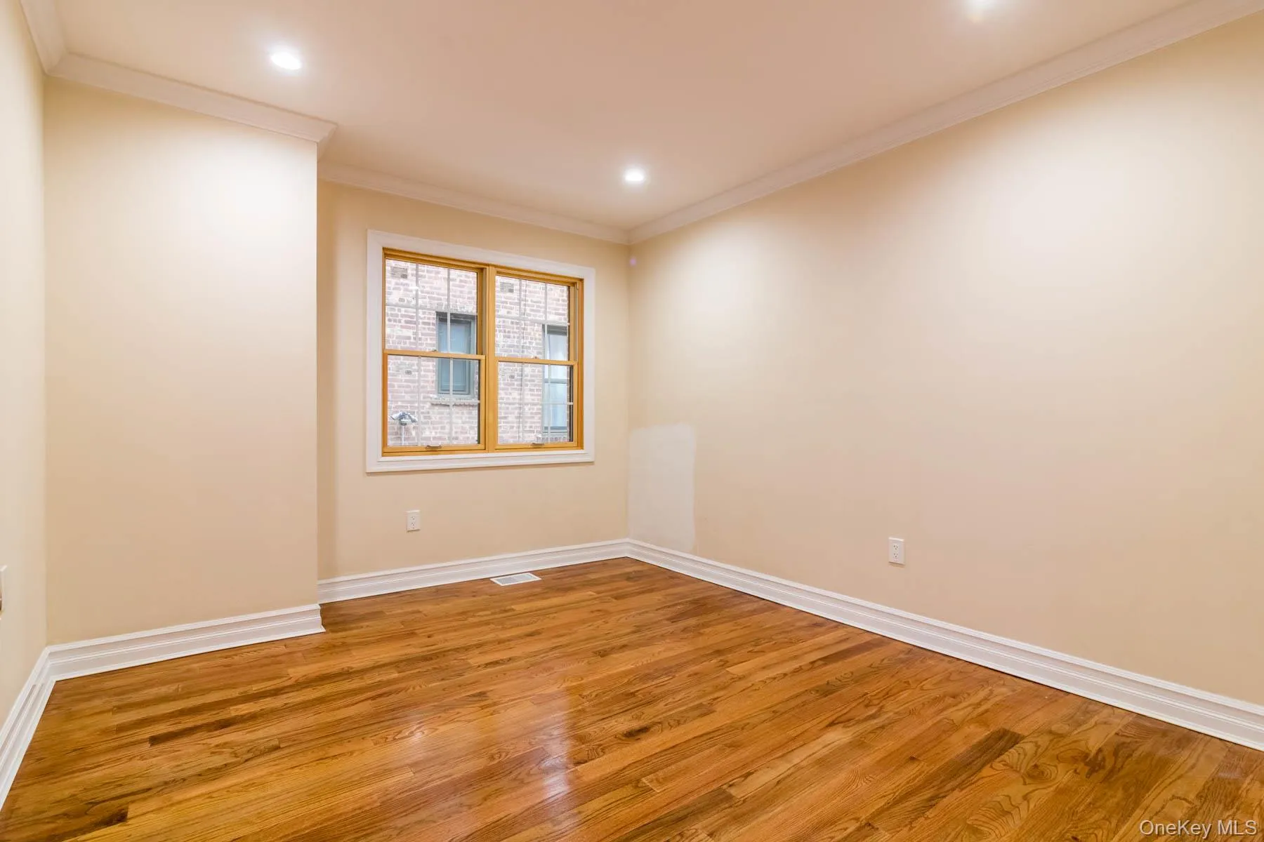 8431 Beverly Road, New York, NY, 4 Bedrooms Bedrooms, 8 Rooms Rooms,2 BathroomsBathrooms,Residential Lease,For Rent,Beverly,0,1026347 8431 Beverly Road, New York, NY, 4 Bedrooms Bedrooms, 8 Rooms Rooms,2 BathroomsBathrooms,Residential Lease,For Rent,Beverly,0,1026347