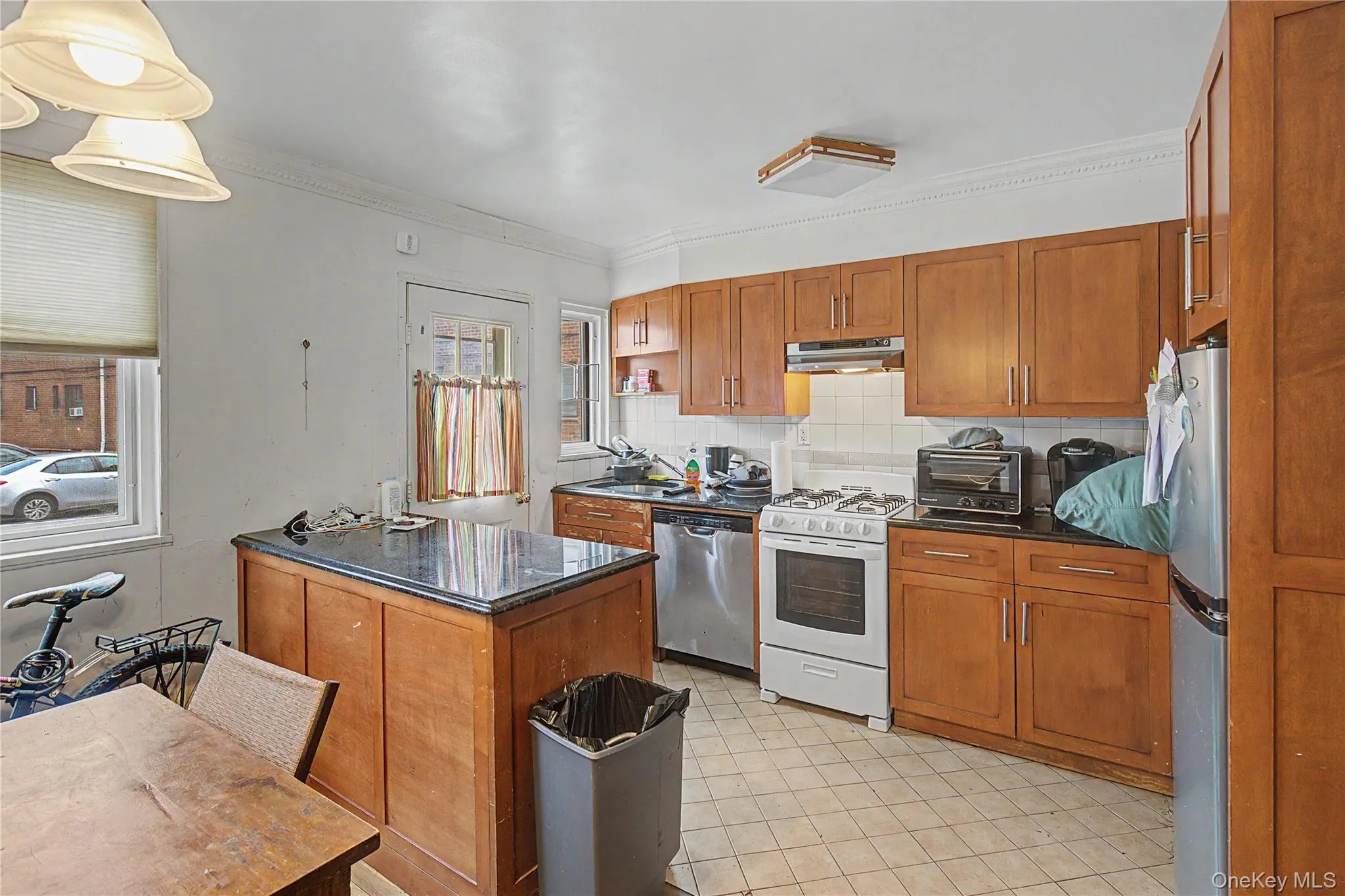69-65 218th Street, New York, NY, 2 Bedrooms Bedrooms, 6 Rooms Rooms,1 BathroomBathrooms,Residential,For Rent,218th,0,1026351 69-65 218th Street, New York, NY, 2 Bedrooms Bedrooms, 6 Rooms Rooms,1 BathroomBathrooms,Residential,For Rent,218th,0,1026351