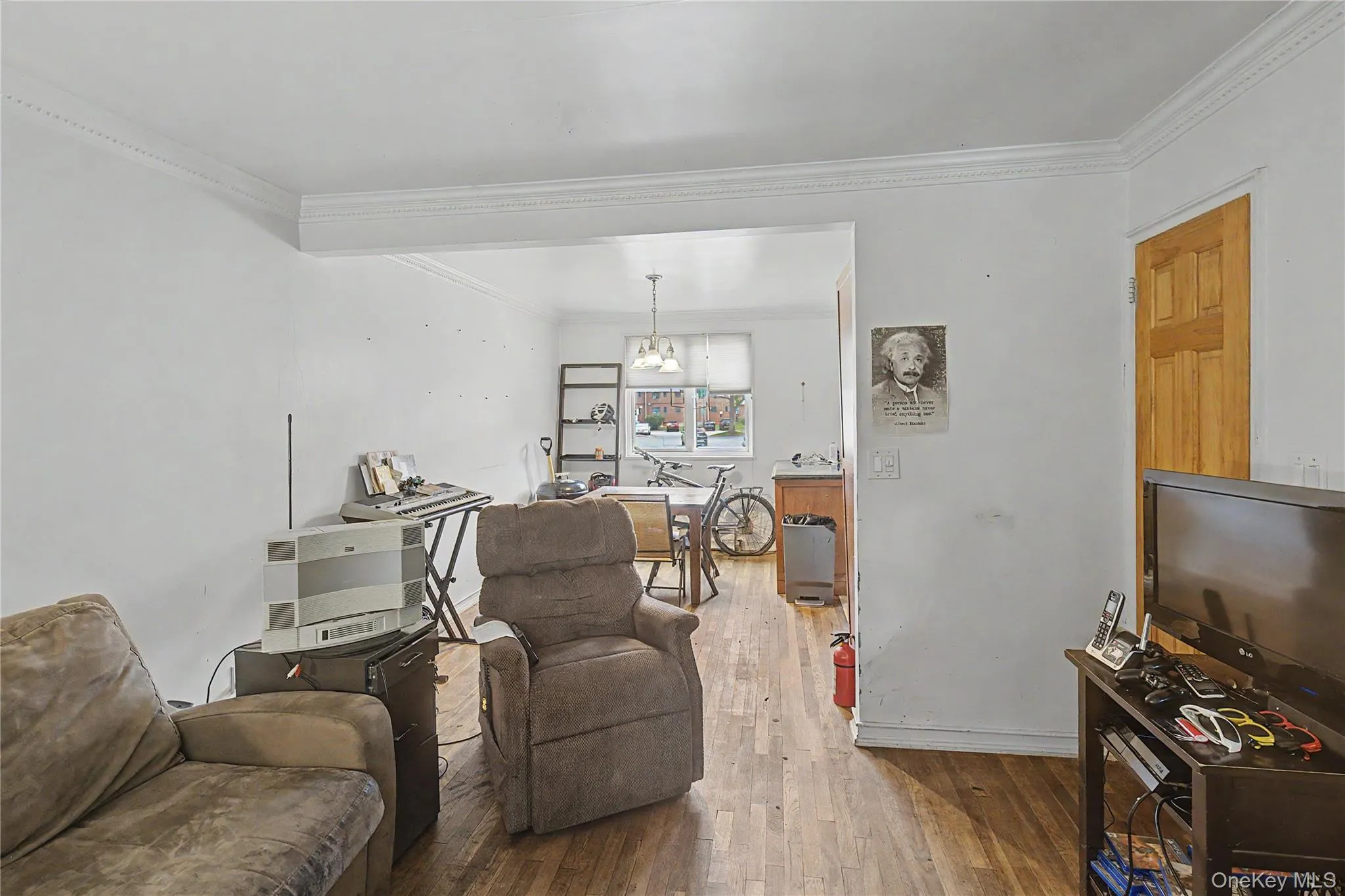 69-65 218th Street, New York, NY, 2 Bedrooms Bedrooms, 6 Rooms Rooms,1 BathroomBathrooms,Residential,For Rent,218th,0,1026351 69-65 218th Street, New York, NY, 2 Bedrooms Bedrooms, 6 Rooms Rooms,1 BathroomBathrooms,Residential,For Rent,218th,0,1026351