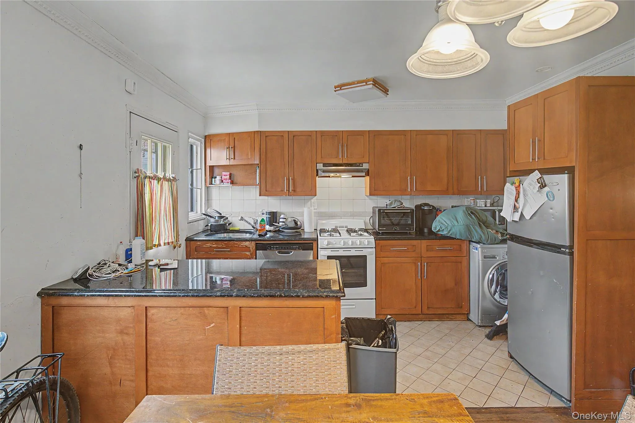 69-65 218th Street, New York, NY, 2 Bedrooms Bedrooms, 6 Rooms Rooms,1 BathroomBathrooms,Residential,For Rent,218th,0,1026351 69-65 218th Street, New York, NY, 2 Bedrooms Bedrooms, 6 Rooms Rooms,1 BathroomBathrooms,Residential,For Rent,218th,0,1026351