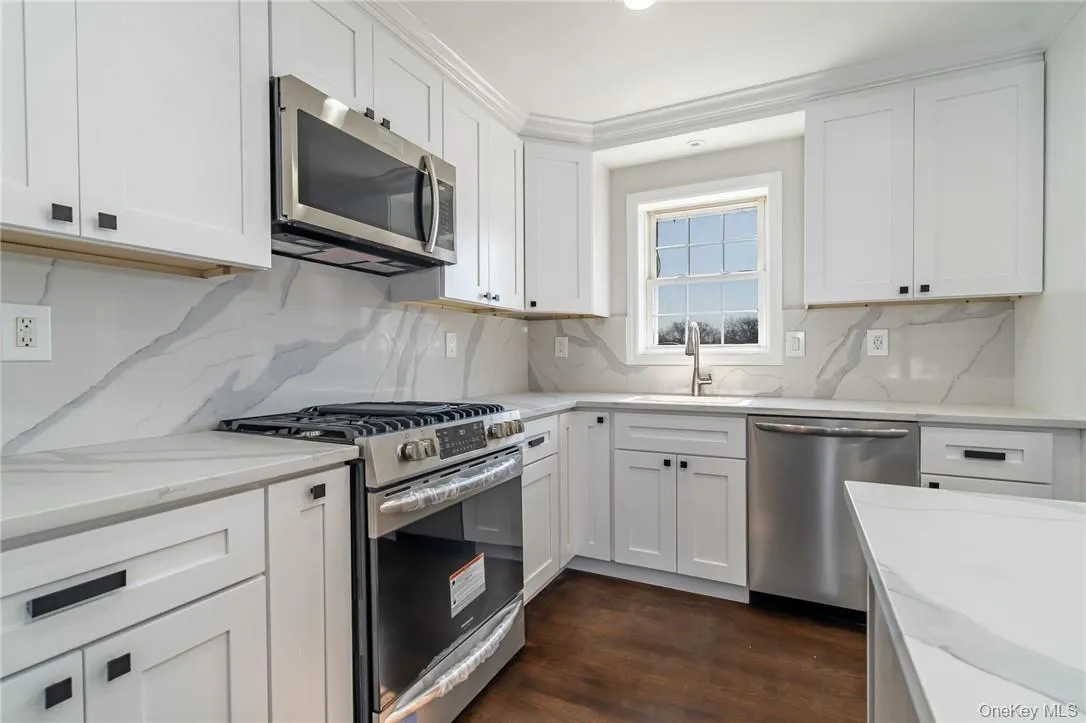 35 Harrison Avenue, Harrison, NY, 3 Bedrooms Bedrooms, 10 Rooms Rooms,2 BathroomsBathrooms,Residential Lease,For Rent,Harrison,0,1026354 35 Harrison Avenue, Harrison, NY, 3 Bedrooms Bedrooms, 10 Rooms Rooms,2 BathroomsBathrooms,Residential Lease,For Rent,Harrison,0,1026354