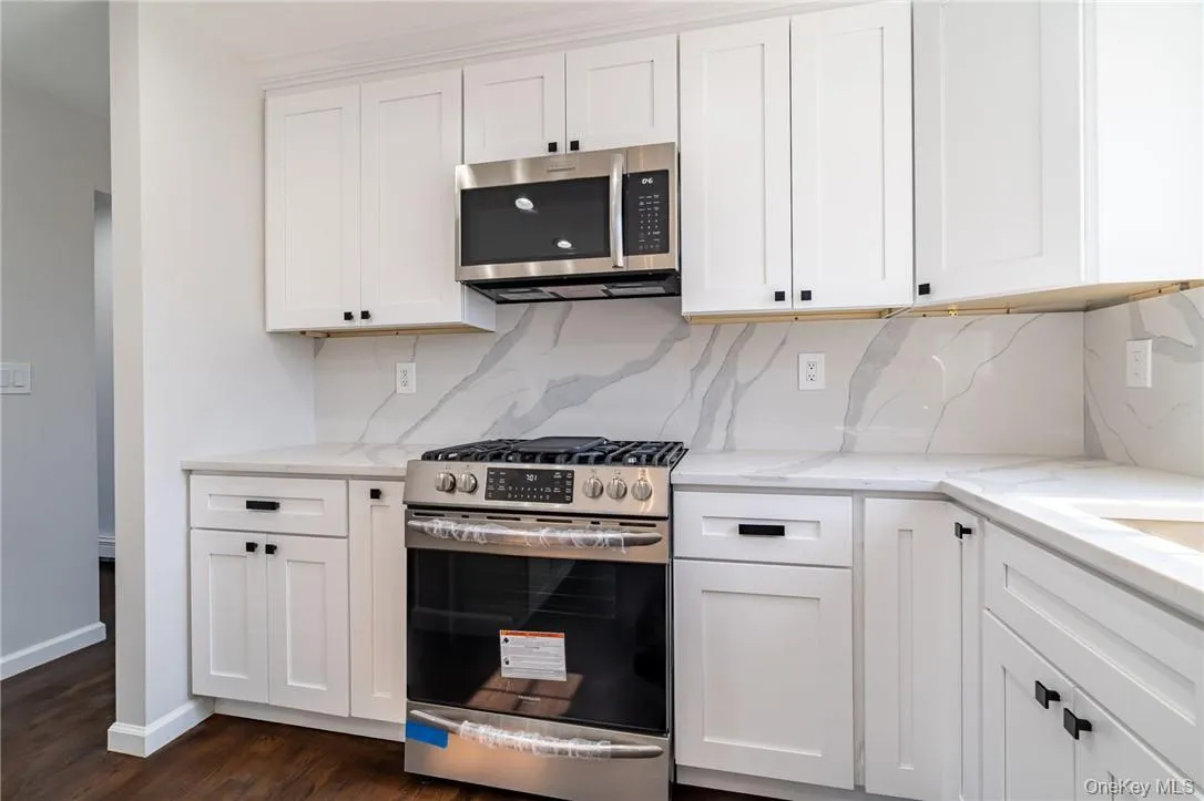 35 Harrison Avenue, Harrison, NY, 3 Bedrooms Bedrooms, 10 Rooms Rooms,2 BathroomsBathrooms,Residential Lease,For Rent,Harrison,0,1026354 35 Harrison Avenue, Harrison, NY, 3 Bedrooms Bedrooms, 10 Rooms Rooms,2 BathroomsBathrooms,Residential Lease,For Rent,Harrison,0,1026354