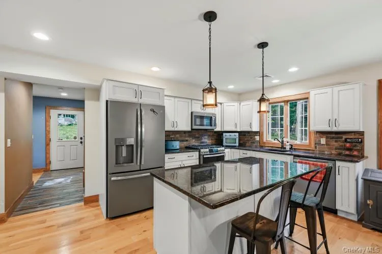 248 Bellvale Lakes Road, Warwick (town), NY, 2 Bedrooms Bedrooms, 7 Rooms Rooms,2 BathroomsBathrooms,Residential,For Rent,Bellvale Lakes,0,1026355 248 Bellvale Lakes Road, Warwick (town), NY, 2 Bedrooms Bedrooms, 7 Rooms Rooms,2 BathroomsBathrooms,Residential,For Rent,Bellvale Lakes,0,1026355
