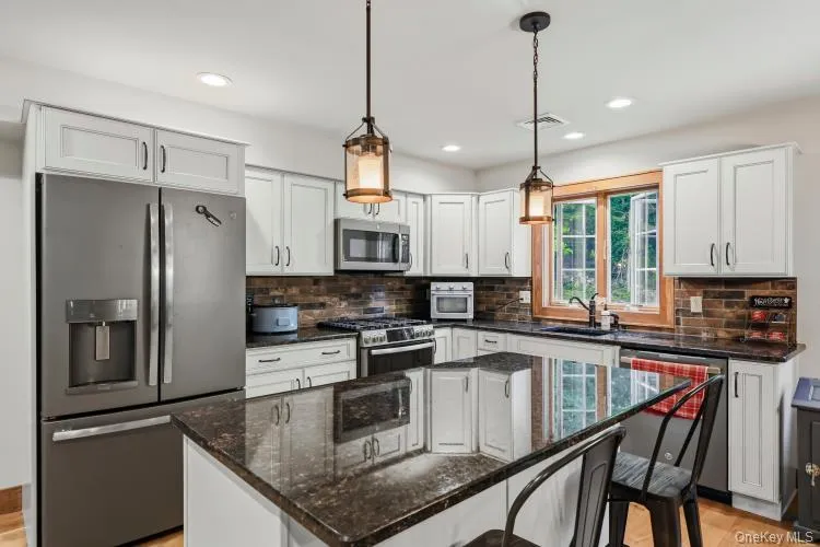 248 Bellvale Lakes Road, Warwick (town), NY, 2 Bedrooms Bedrooms, 7 Rooms Rooms,2 BathroomsBathrooms,Residential,For Rent,Bellvale Lakes,0,1026355 248 Bellvale Lakes Road, Warwick (town), NY, 2 Bedrooms Bedrooms, 7 Rooms Rooms,2 BathroomsBathrooms,Residential,For Rent,Bellvale Lakes,0,1026355