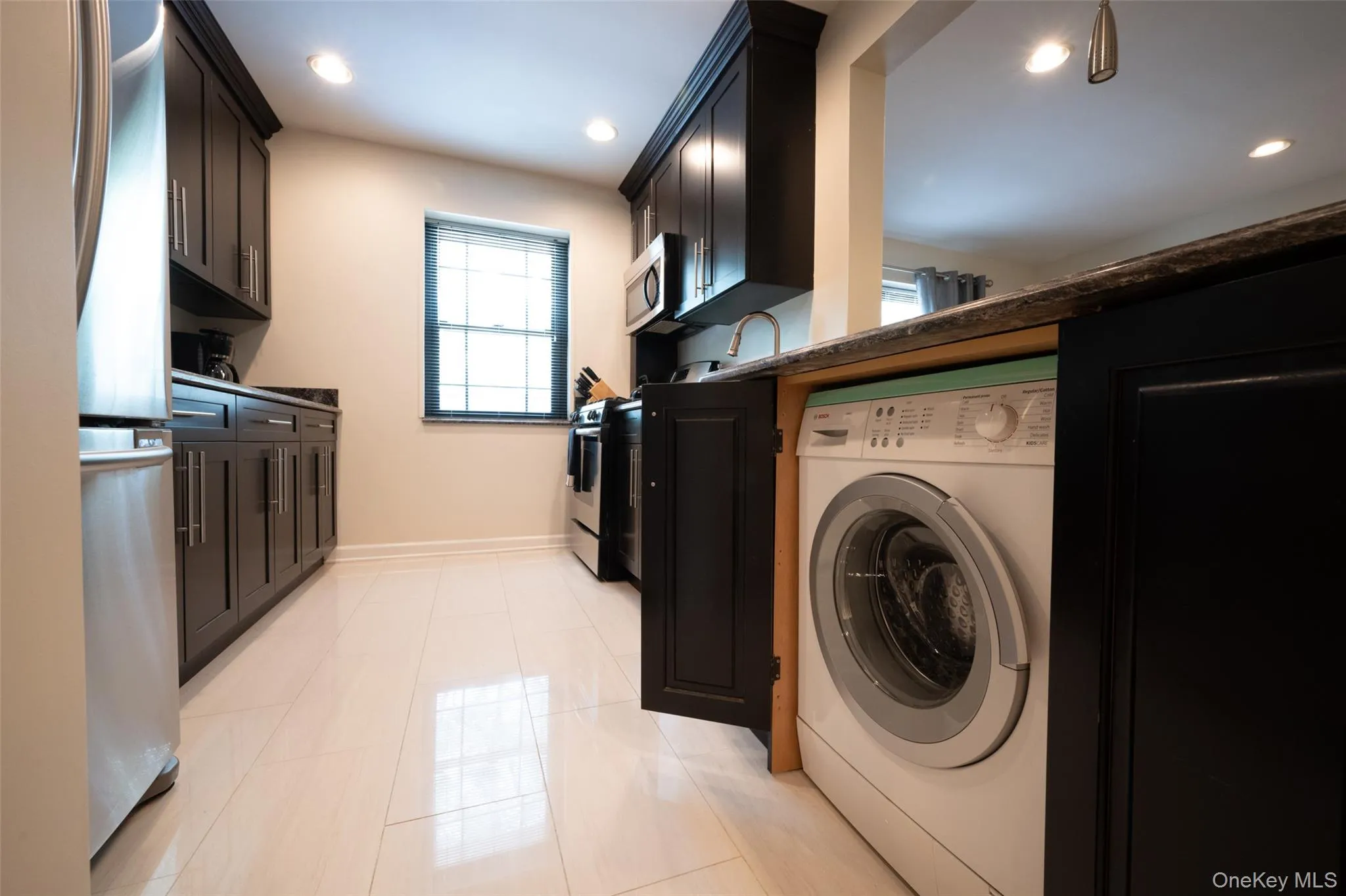 62 Manchester Road, Eastchester, NY, 1 Bedroom Bedrooms, 4 Rooms Rooms,1 BathroomBathrooms,Residential,For Rent,Manchester,0,1026356 62 Manchester Road, Eastchester, NY, 1 Bedroom Bedrooms, 4 Rooms Rooms,1 BathroomBathrooms,Residential,For Rent,Manchester,0,1026356