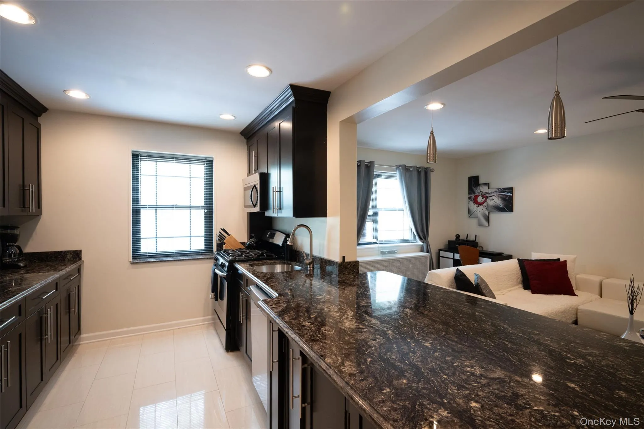 62 Manchester Road, Eastchester, NY, 1 Bedroom Bedrooms, 4 Rooms Rooms,1 BathroomBathrooms,Residential,For Rent,Manchester,0,1026356 62 Manchester Road, Eastchester, NY, 1 Bedroom Bedrooms, 4 Rooms Rooms,1 BathroomBathrooms,Residential,For Rent,Manchester,0,1026356