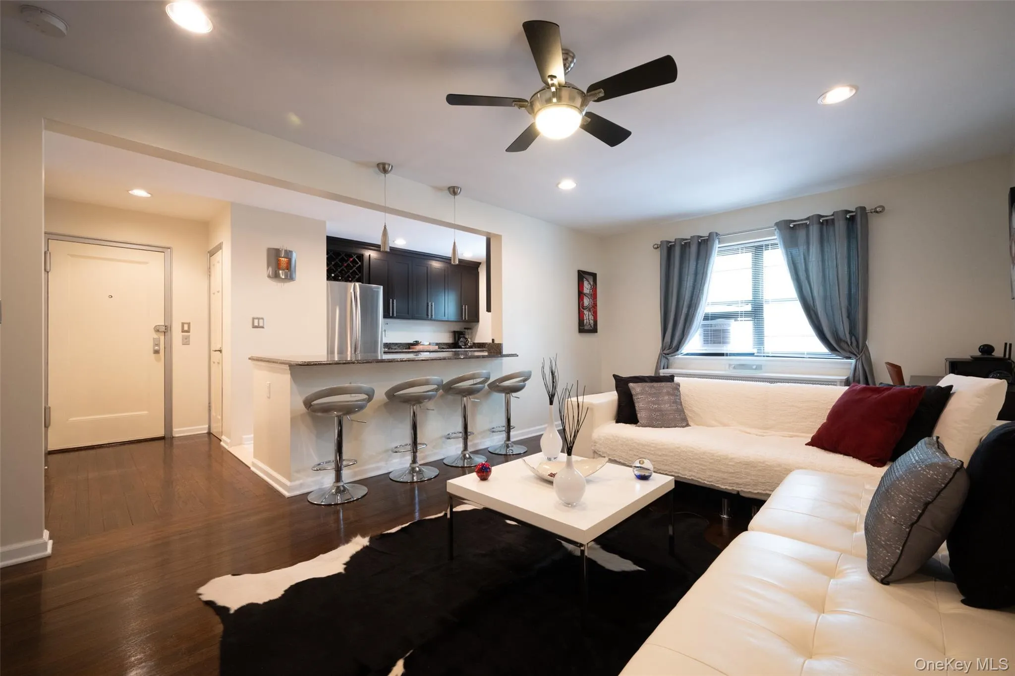 62 Manchester Road, Eastchester, NY, 1 Bedroom Bedrooms, 4 Rooms Rooms,1 BathroomBathrooms,Residential,For Rent,Manchester,0,1026356 62 Manchester Road, Eastchester, NY, 1 Bedroom Bedrooms, 4 Rooms Rooms,1 BathroomBathrooms,Residential,For Rent,Manchester,0,1026356