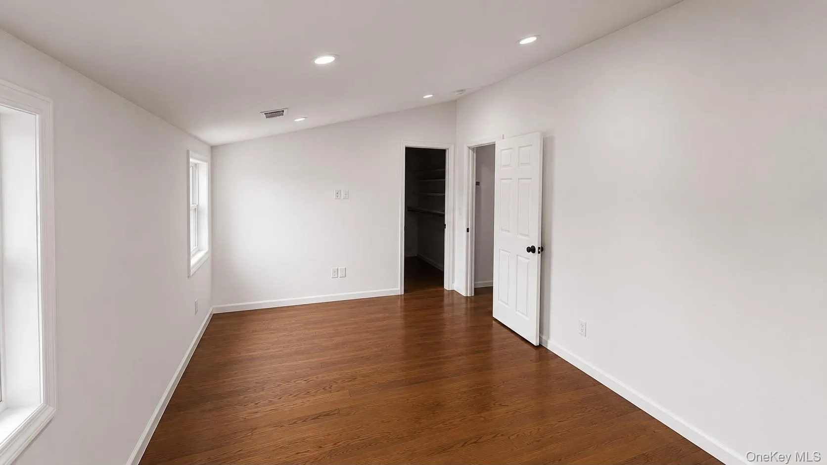51 Hollywood Avenue, Babylon, NY, 3 Bedrooms Bedrooms, 7 Rooms Rooms,2 BathroomsBathrooms,Residential,For Rent,Hollywood,0,1026358 51 Hollywood Avenue, Babylon, NY, 3 Bedrooms Bedrooms, 7 Rooms Rooms,2 BathroomsBathrooms,Residential,For Rent,Hollywood,0,1026358