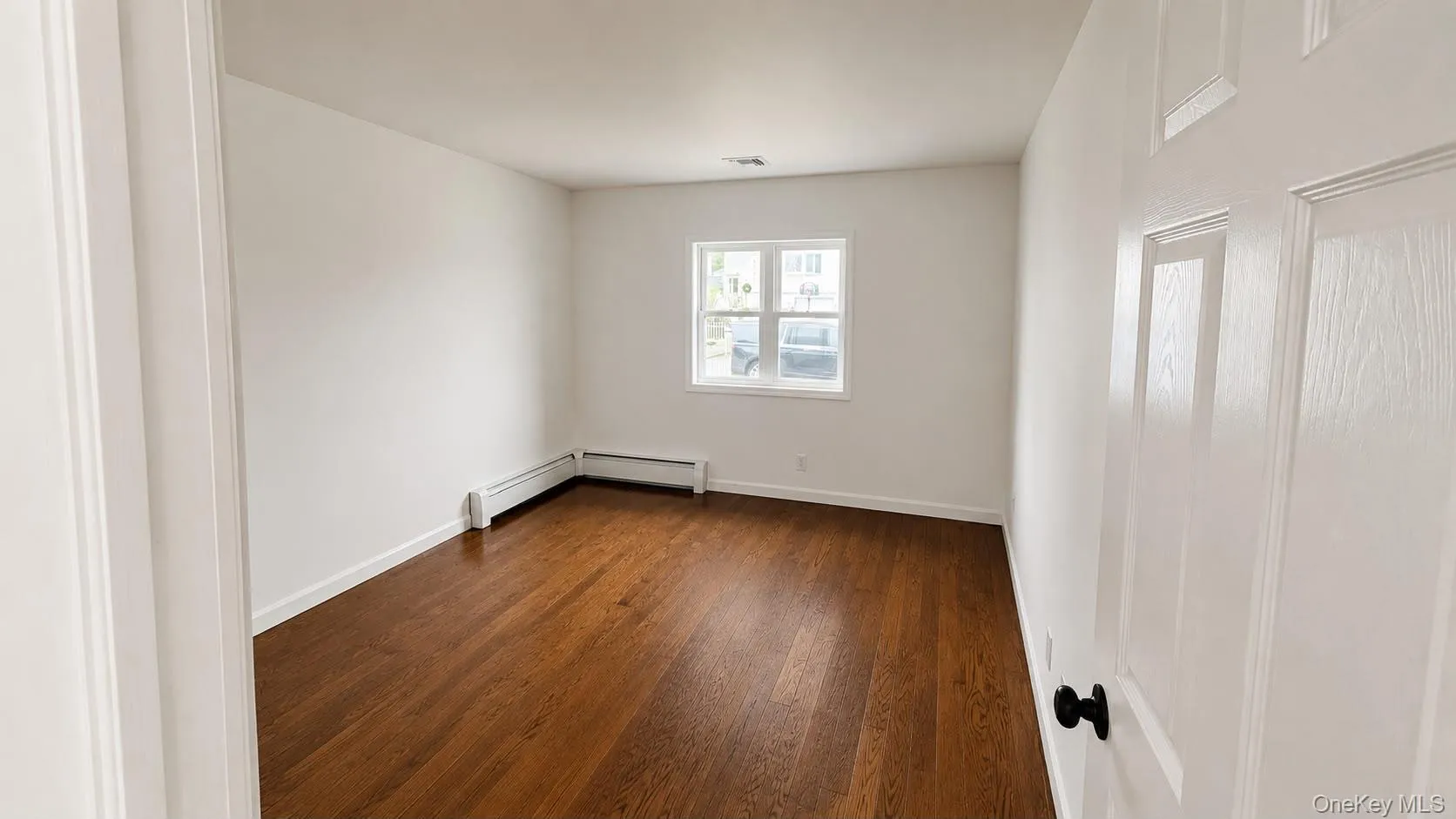 51 Hollywood Avenue, Babylon, NY, 3 Bedrooms Bedrooms, 7 Rooms Rooms,2 BathroomsBathrooms,Residential,For Rent,Hollywood,0,1026358 51 Hollywood Avenue, Babylon, NY, 3 Bedrooms Bedrooms, 7 Rooms Rooms,2 BathroomsBathrooms,Residential,For Rent,Hollywood,0,1026358