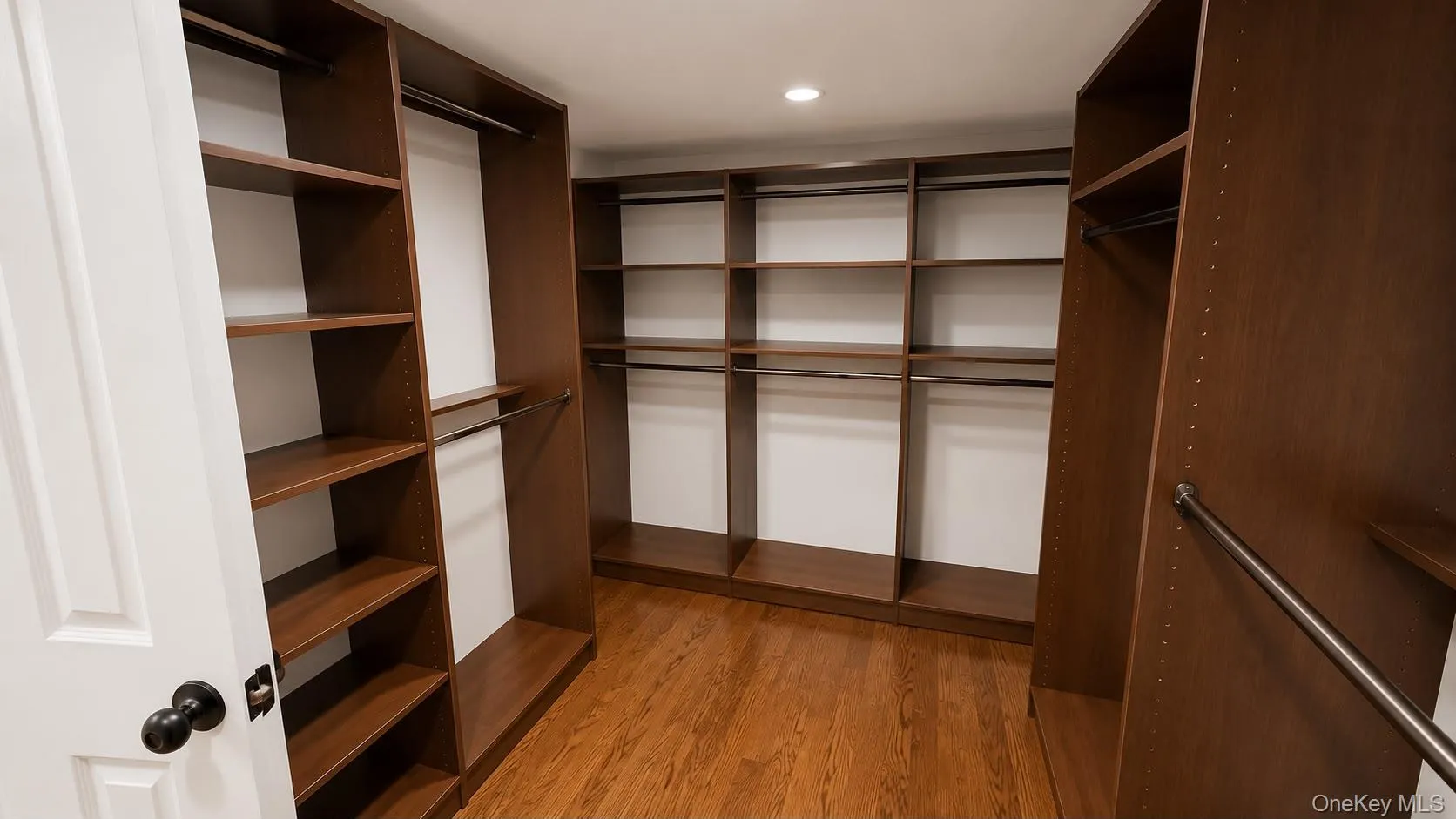 51 Hollywood Avenue, Babylon, NY, 3 Bedrooms Bedrooms, 7 Rooms Rooms,2 BathroomsBathrooms,Residential,For Rent,Hollywood,0,1026358 51 Hollywood Avenue, Babylon, NY, 3 Bedrooms Bedrooms, 7 Rooms Rooms,2 BathroomsBathrooms,Residential,For Rent,Hollywood,0,1026358