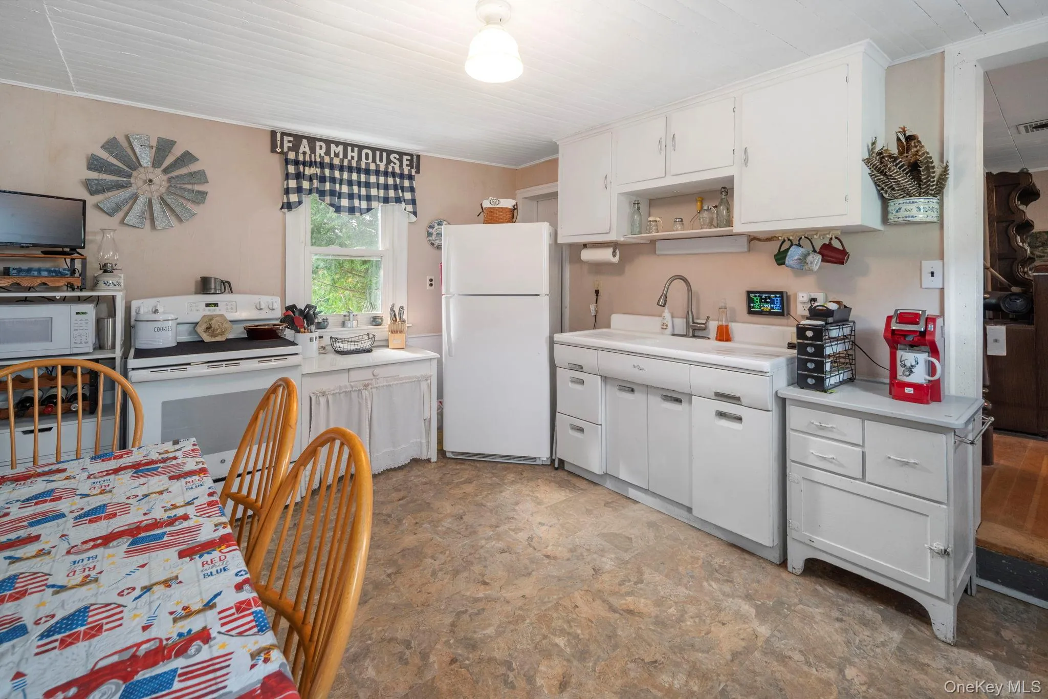 1841 State route 10 Route, Jefferson, NY, 3 Bedrooms Bedrooms, 7 Rooms Rooms,1 BathroomBathrooms,Residential,For Rent,State route 10,0,1026360 1841 State route 10 Route, Jefferson, NY, 3 Bedrooms Bedrooms, 7 Rooms Rooms,1 BathroomBathrooms,Residential,For Rent,State route 10,0,1026360