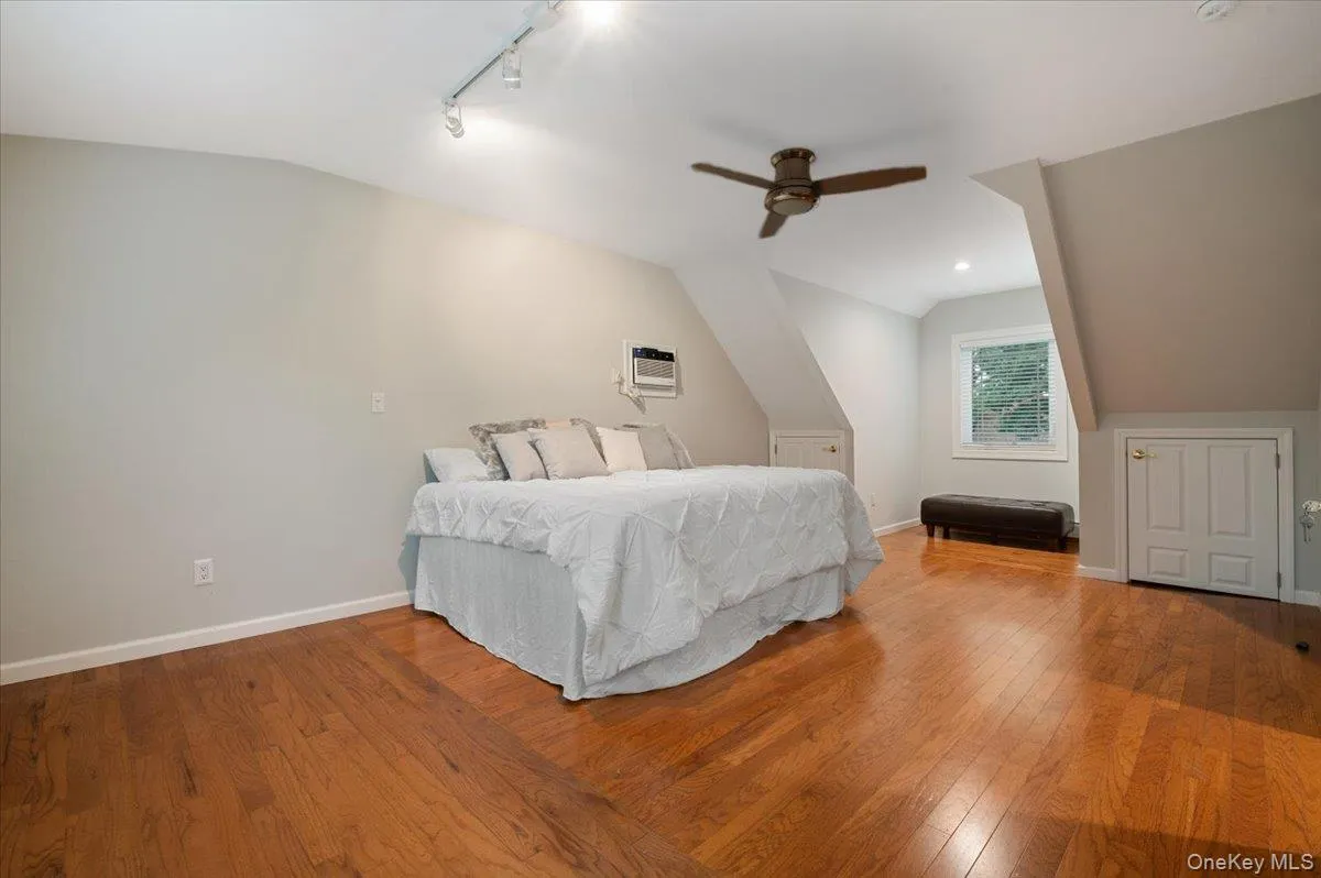 Second Primary Located Upstairs is King Sized Plus with Cathedral Ceilings and Hardwood Floors. Second Primary Located Upstairs is King Sized Plus with Cathedral Ceilings and Hardwood Floors.