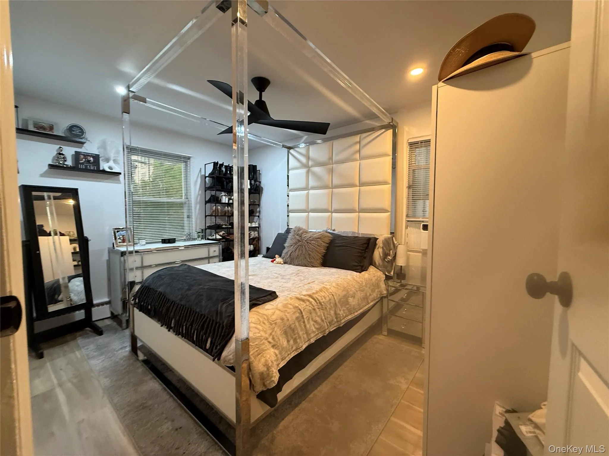 624 Broadway, Long Beach, NY, 1 Bedroom Bedrooms, 3 Rooms Rooms,1 BathroomBathrooms,Residential Lease,For Rent,Broadway,0,1026364 624 Broadway, Long Beach, NY, 1 Bedroom Bedrooms, 3 Rooms Rooms,1 BathroomBathrooms,Residential Lease,For Rent,Broadway,0,1026364