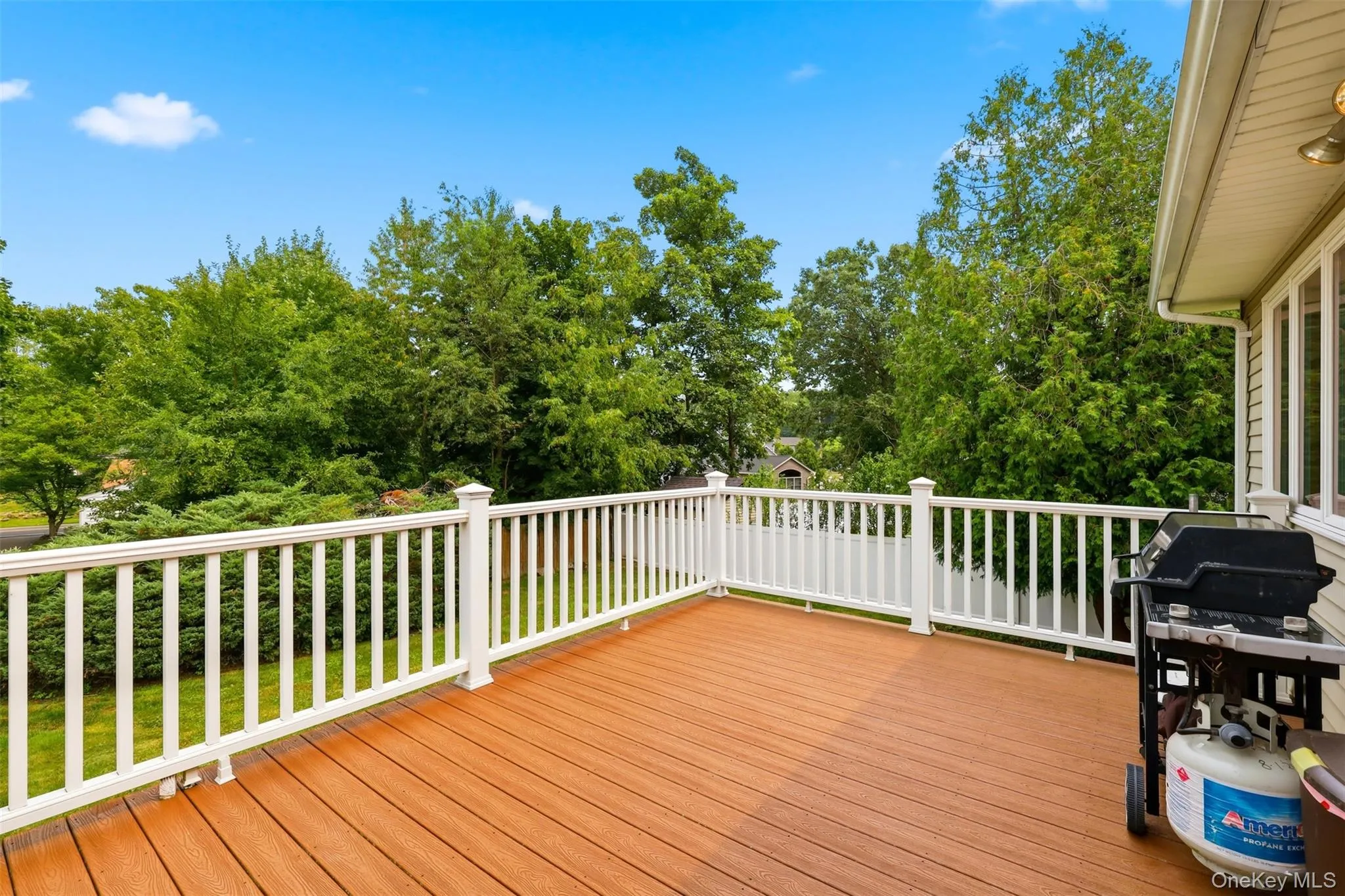 32 Van Zandt Drive, Orangetown, NY, 4 Bedrooms Bedrooms, 8 Rooms Rooms,2 BathroomsBathrooms,Residential,For Rent,Van Zandt,0,1026371 32 Van Zandt Drive, Orangetown, NY, 4 Bedrooms Bedrooms, 8 Rooms Rooms,2 BathroomsBathrooms,Residential,For Rent,Van Zandt,0,1026371