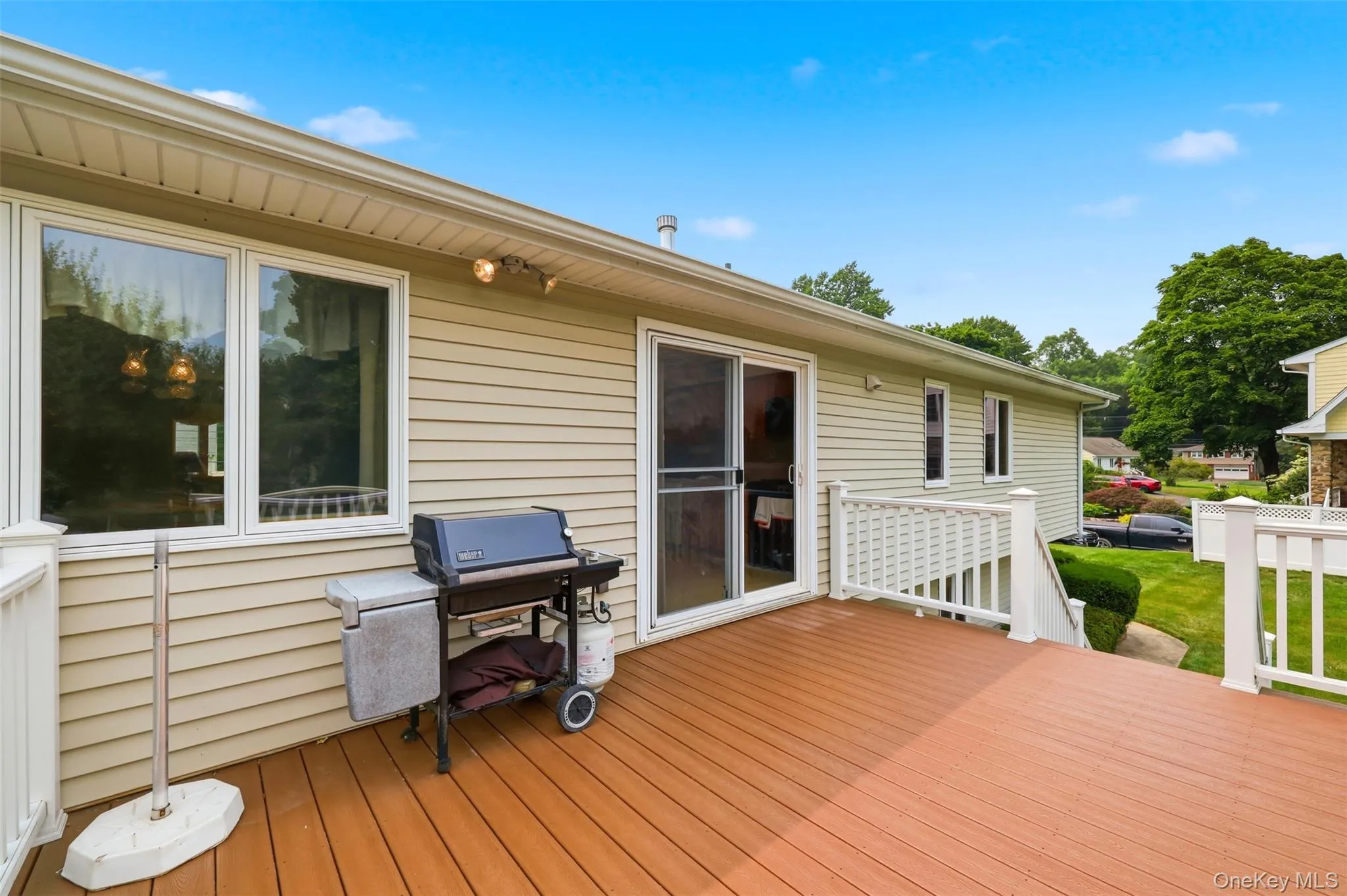 32 Van Zandt Drive, Orangetown, NY, 4 Bedrooms Bedrooms, 8 Rooms Rooms,2 BathroomsBathrooms,Residential,For Rent,Van Zandt,0,1026371 32 Van Zandt Drive, Orangetown, NY, 4 Bedrooms Bedrooms, 8 Rooms Rooms,2 BathroomsBathrooms,Residential,For Rent,Van Zandt,0,1026371