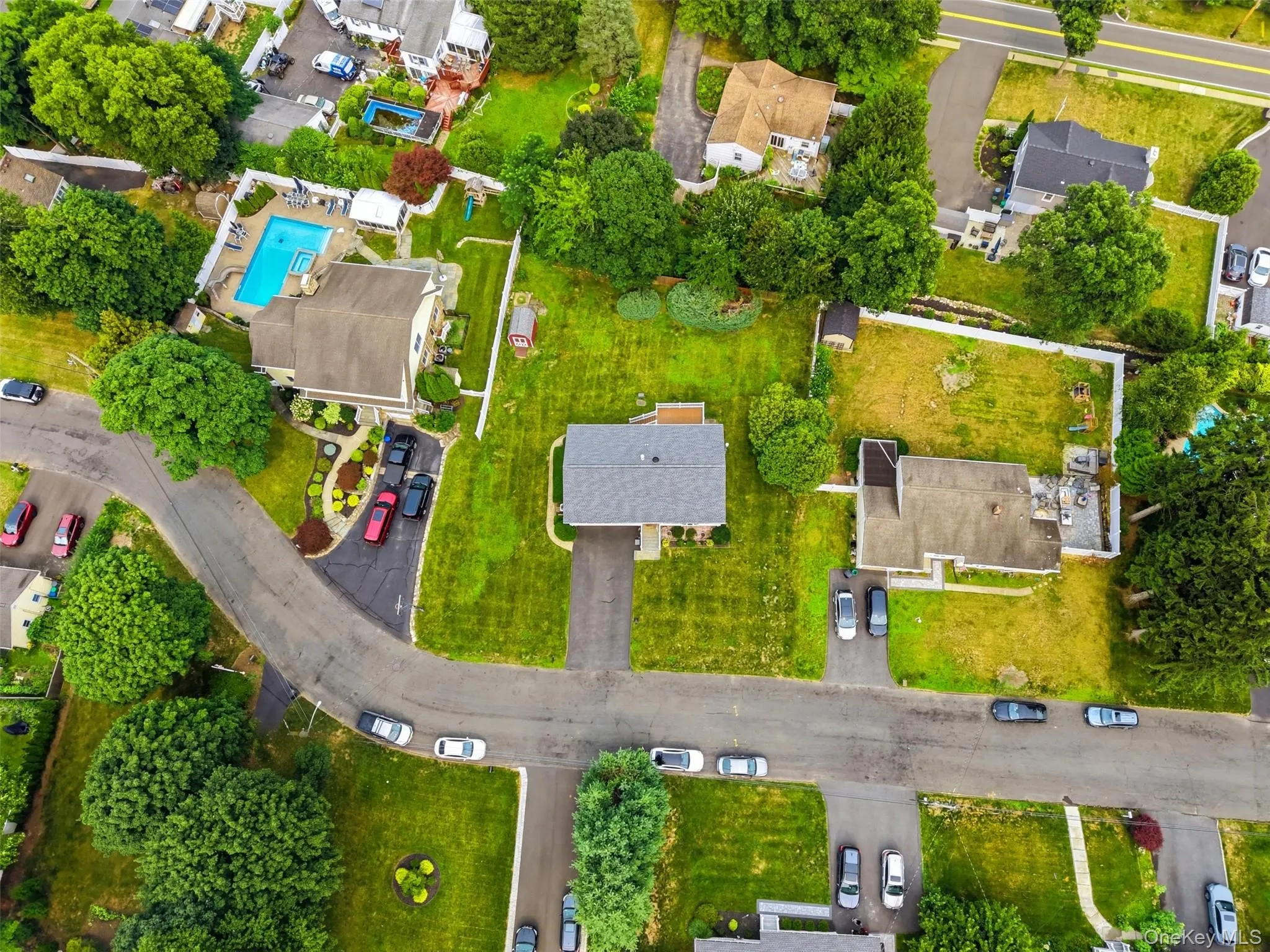 32 Van Zandt Drive, Orangetown, NY, 4 Bedrooms Bedrooms, 8 Rooms Rooms,2 BathroomsBathrooms,Residential,For Rent,Van Zandt,0,1026371 32 Van Zandt Drive, Orangetown, NY, 4 Bedrooms Bedrooms, 8 Rooms Rooms,2 BathroomsBathrooms,Residential,For Rent,Van Zandt,0,1026371