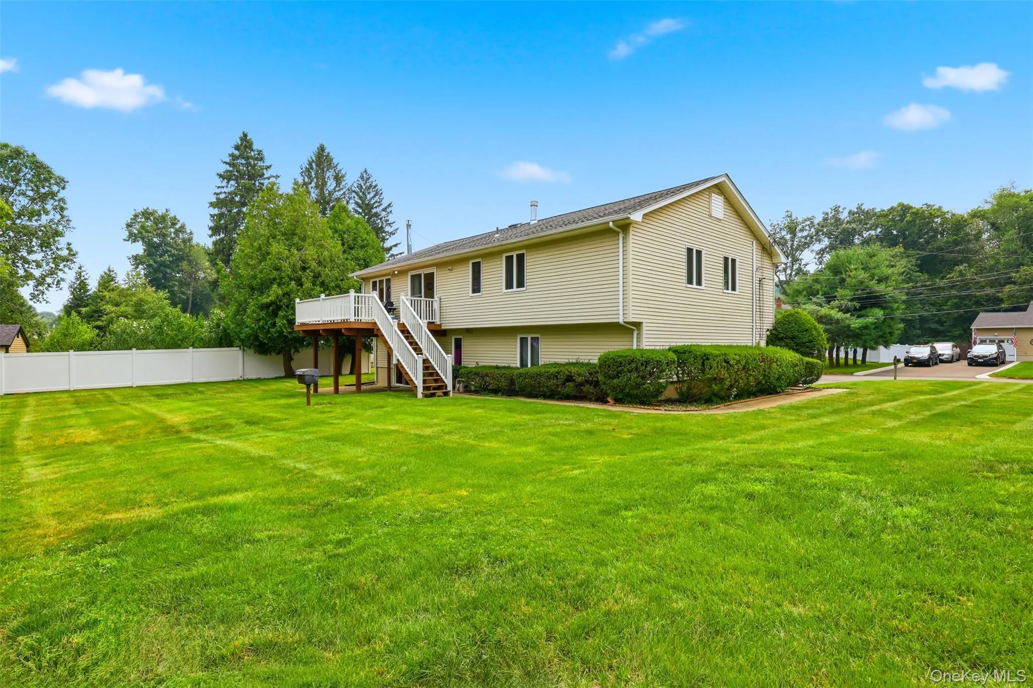32 Van Zandt Drive, Orangetown, NY, 4 Bedrooms Bedrooms, 8 Rooms Rooms,2 BathroomsBathrooms,Residential,For Rent,Van Zandt,0,1026371 32 Van Zandt Drive, Orangetown, NY, 4 Bedrooms Bedrooms, 8 Rooms Rooms,2 BathroomsBathrooms,Residential,For Rent,Van Zandt,0,1026371