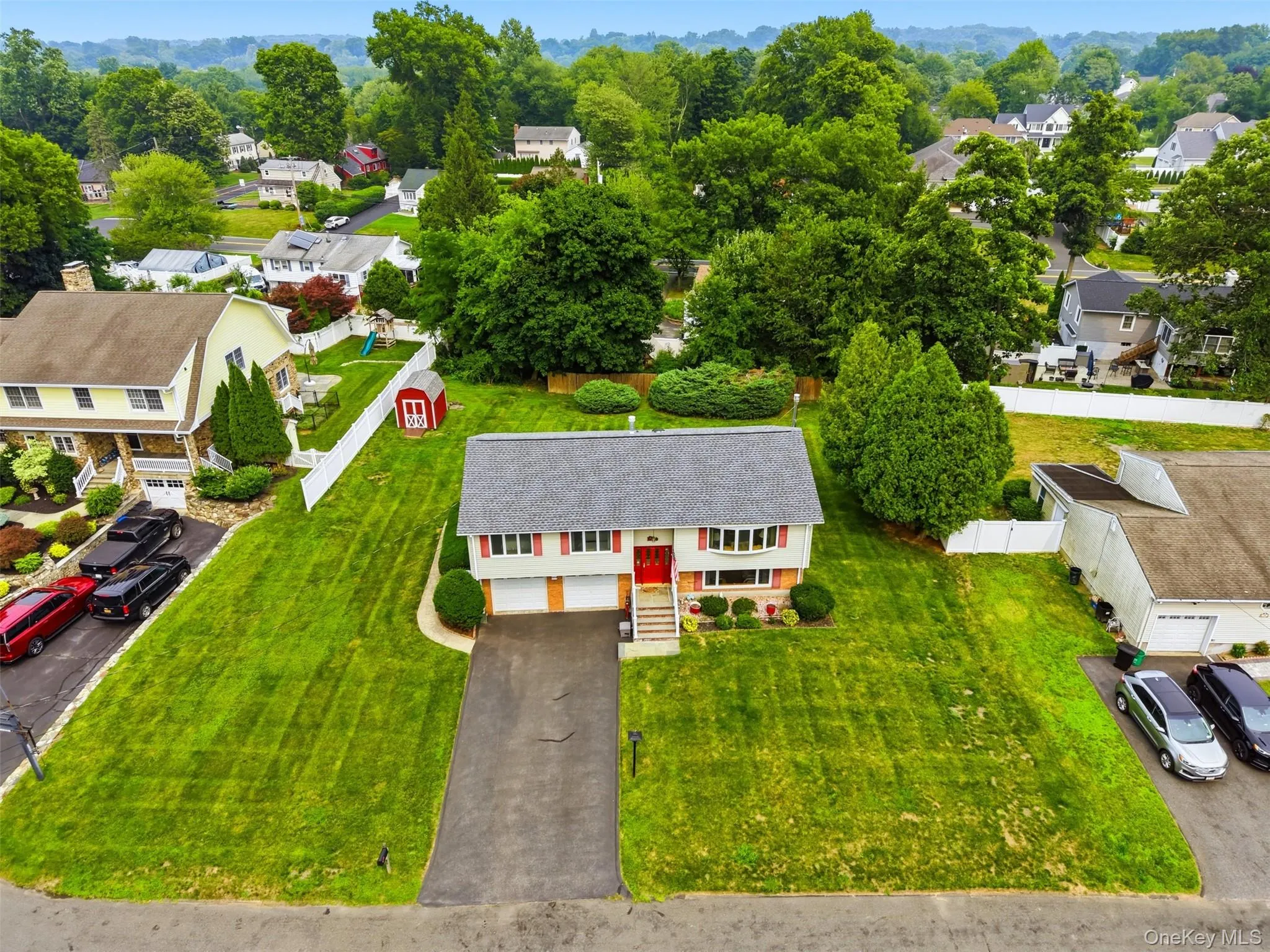 32 Van Zandt Drive, Orangetown, NY, 4 Bedrooms Bedrooms, 8 Rooms Rooms,2 BathroomsBathrooms,Residential,For Rent,Van Zandt,0,1026371 32 Van Zandt Drive, Orangetown, NY, 4 Bedrooms Bedrooms, 8 Rooms Rooms,2 BathroomsBathrooms,Residential,For Rent,Van Zandt,0,1026371