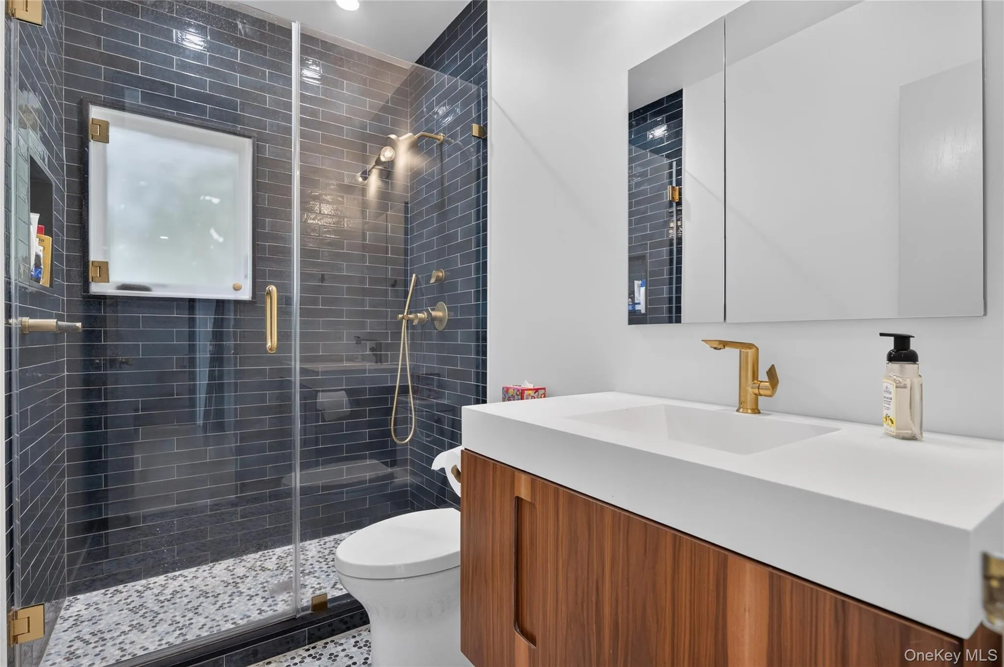 235 Cleft Road, Oyster Bay, NY, 6 Bedrooms Bedrooms, 14 Rooms Rooms,7 BathroomsBathrooms,Residential,For Rent,Cleft,0,1026372 235 Cleft Road, Oyster Bay, NY, 6 Bedrooms Bedrooms, 14 Rooms Rooms,7 BathroomsBathrooms,Residential,For Rent,Cleft,0,1026372