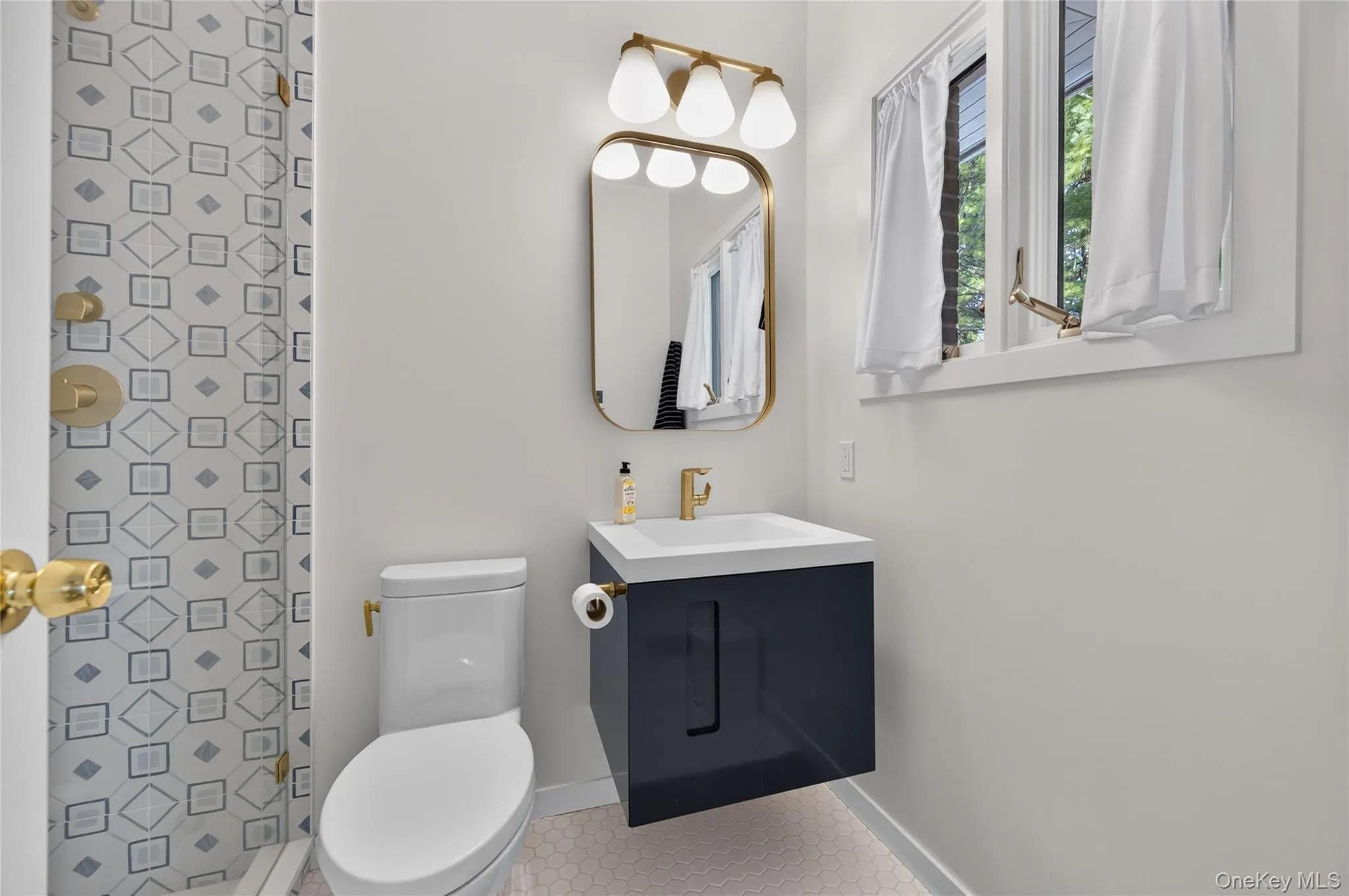 235 Cleft Road, Oyster Bay, NY, 6 Bedrooms Bedrooms, 14 Rooms Rooms,7 BathroomsBathrooms,Residential,For Rent,Cleft,0,1026372 235 Cleft Road, Oyster Bay, NY, 6 Bedrooms Bedrooms, 14 Rooms Rooms,7 BathroomsBathrooms,Residential,For Rent,Cleft,0,1026372