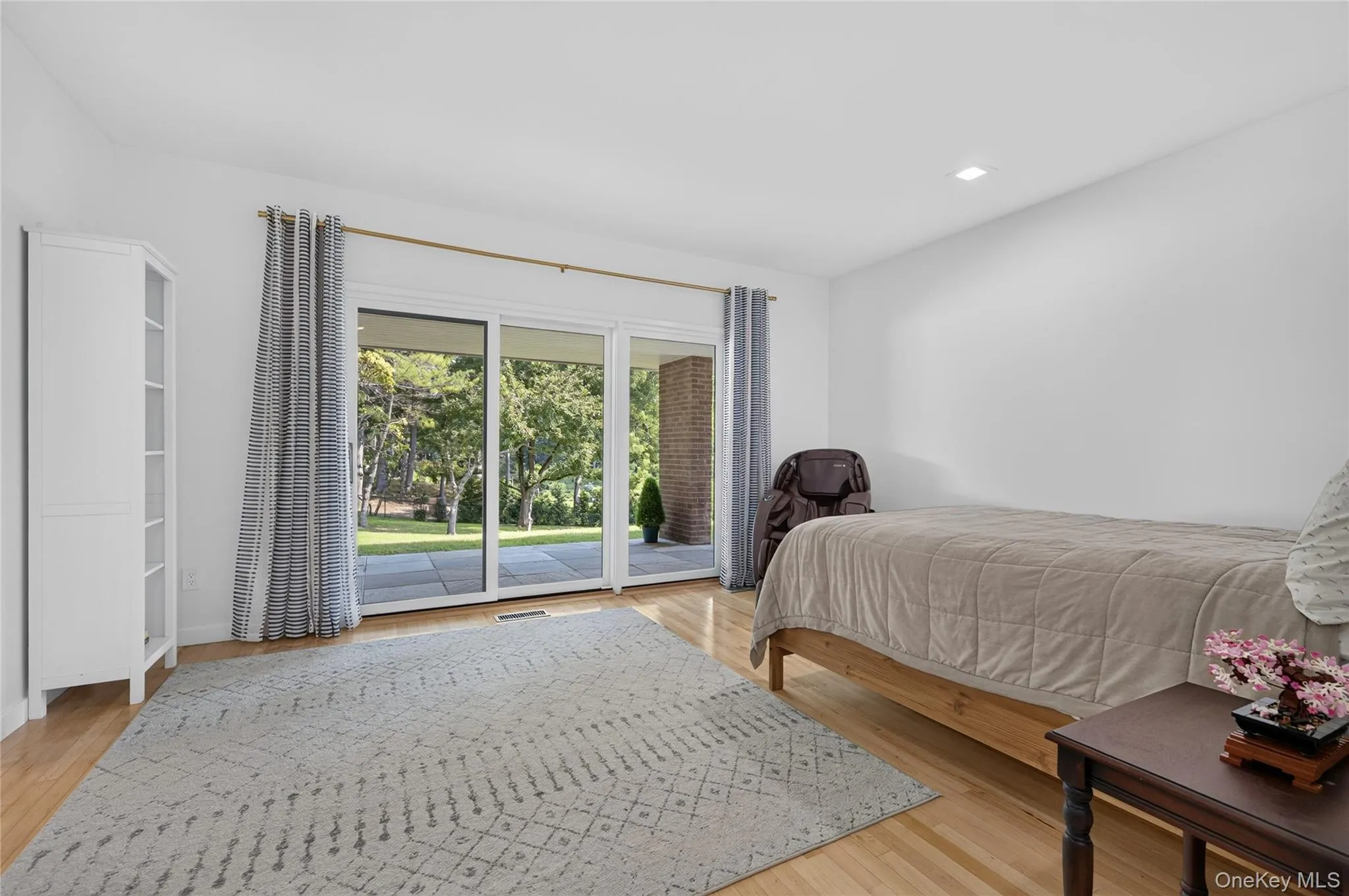 235 Cleft Road, Oyster Bay, NY, 6 Bedrooms Bedrooms, 14 Rooms Rooms,7 BathroomsBathrooms,Residential,For Rent,Cleft,0,1026372 235 Cleft Road, Oyster Bay, NY, 6 Bedrooms Bedrooms, 14 Rooms Rooms,7 BathroomsBathrooms,Residential,For Rent,Cleft,0,1026372