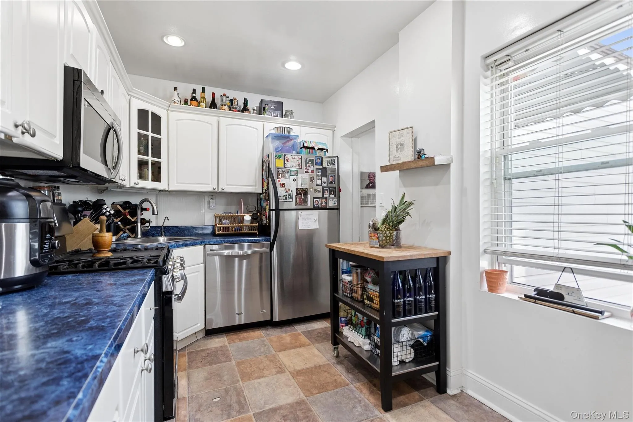 3046 Coddington Avenue, New York, NY, 3 Bedrooms Bedrooms, 12 Rooms Rooms,2 BathroomsBathrooms,Residential,For Rent,Coddington,0,1026373 3046 Coddington Avenue, New York, NY, 3 Bedrooms Bedrooms, 12 Rooms Rooms,2 BathroomsBathrooms,Residential,For Rent,Coddington,0,1026373