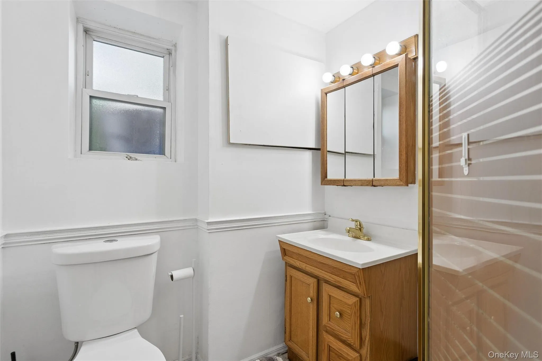 3046 Coddington Avenue, New York, NY, 3 Bedrooms Bedrooms, 12 Rooms Rooms,2 BathroomsBathrooms,Residential,For Rent,Coddington,0,1026373 3046 Coddington Avenue, New York, NY, 3 Bedrooms Bedrooms, 12 Rooms Rooms,2 BathroomsBathrooms,Residential,For Rent,Coddington,0,1026373
