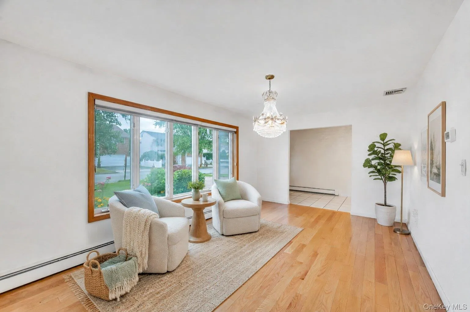 111 Melanie Drive, Hempstead, NY, 4 Bedrooms Bedrooms, 12 Rooms Rooms,2 BathroomsBathrooms,Residential,For Rent,Melanie,0,1026377 111 Melanie Drive, Hempstead, NY, 4 Bedrooms Bedrooms, 12 Rooms Rooms,2 BathroomsBathrooms,Residential,For Rent,Melanie,0,1026377
