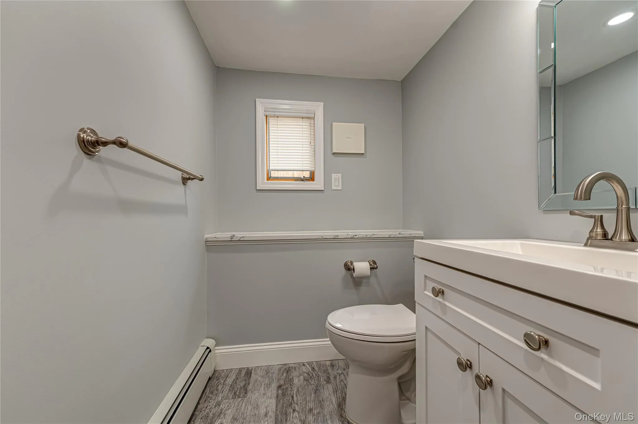 696 Peter Paul Drive, Islip, NY, 3 Bedrooms Bedrooms, 7 Rooms Rooms,1 BathroomBathrooms,Residential,For Rent,Peter Paul,0,1026381 696 Peter Paul Drive, Islip, NY, 3 Bedrooms Bedrooms, 7 Rooms Rooms,1 BathroomBathrooms,Residential,For Rent,Peter Paul,0,1026381