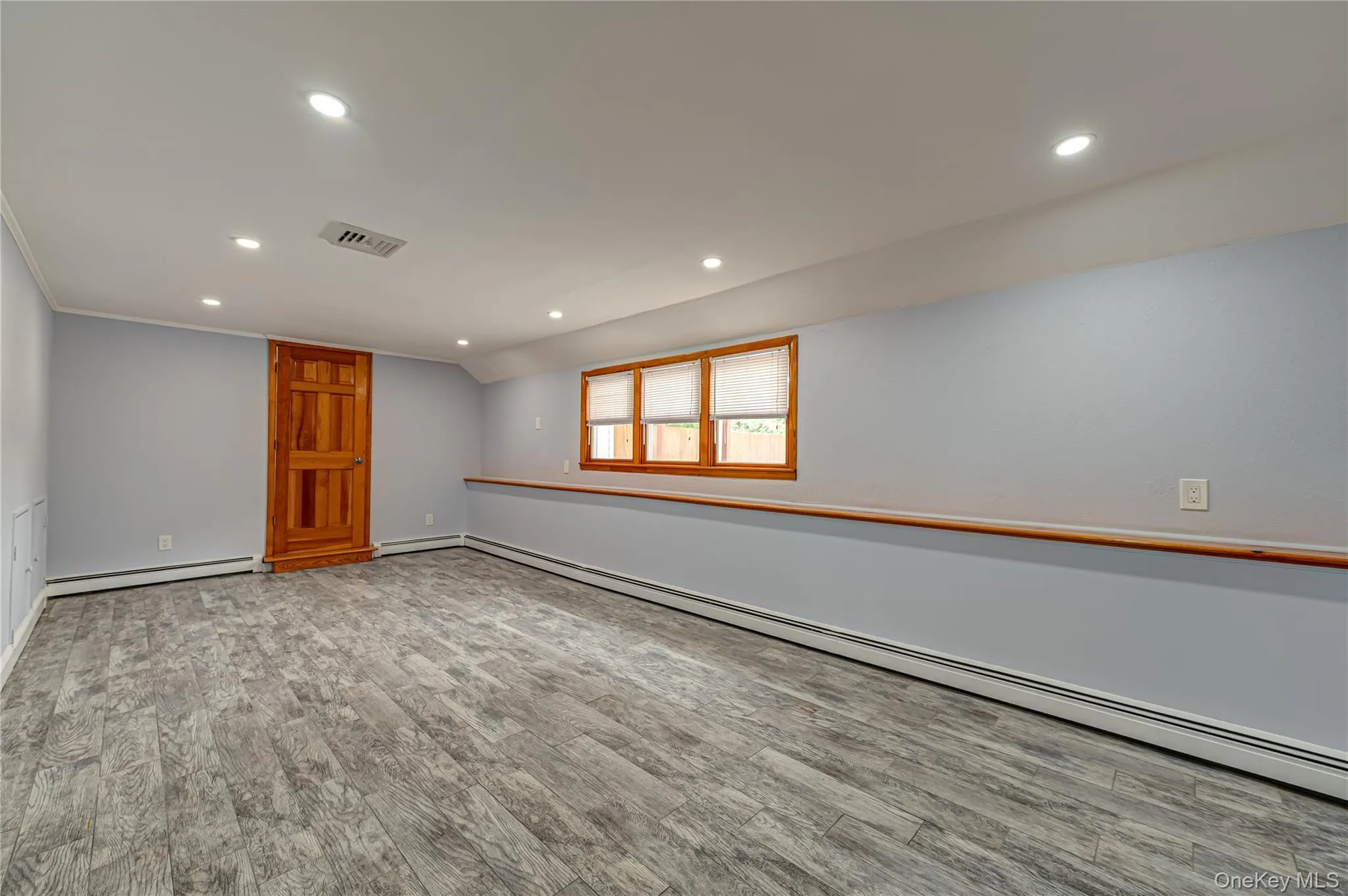 696 Peter Paul Drive, Islip, NY, 3 Bedrooms Bedrooms, 7 Rooms Rooms,1 BathroomBathrooms,Residential,For Rent,Peter Paul,0,1026381 696 Peter Paul Drive, Islip, NY, 3 Bedrooms Bedrooms, 7 Rooms Rooms,1 BathroomBathrooms,Residential,For Rent,Peter Paul,0,1026381