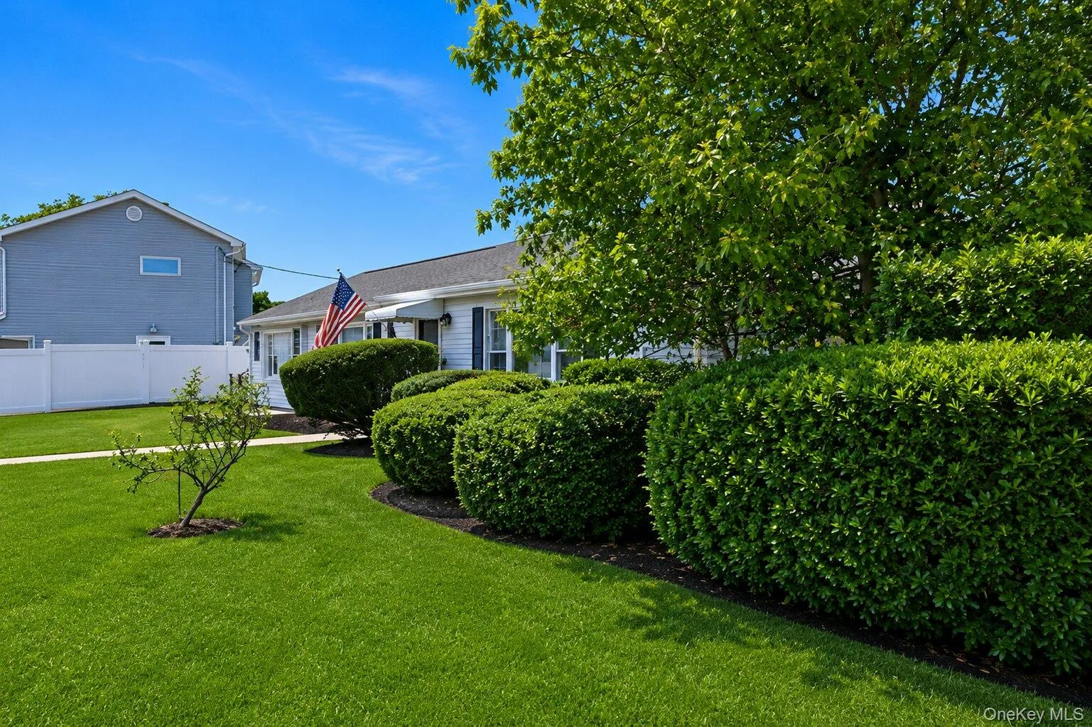 43 Plainedge Drive, Oyster Bay, NY, 4 Bedrooms Bedrooms, 9 Rooms Rooms,1 BathroomBathrooms,Residential,For Rent,Plainedge,0,1026385 43 Plainedge Drive, Oyster Bay, NY, 4 Bedrooms Bedrooms, 9 Rooms Rooms,1 BathroomBathrooms,Residential,For Rent,Plainedge,0,1026385