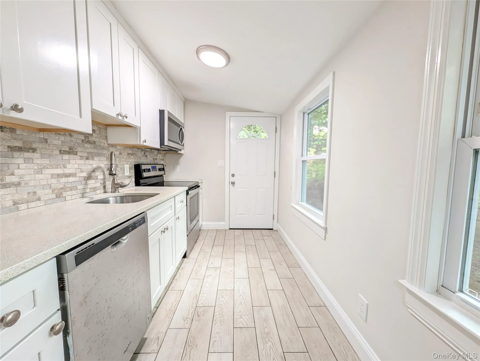 52 King Road, Brookhaven, NY, 3 Bedrooms Bedrooms, 5 Rooms Rooms,1 BathroomBathrooms,Residential,For Rent,King,0,1026387 52 King Road, Brookhaven, NY, 3 Bedrooms Bedrooms, 5 Rooms Rooms,1 BathroomBathrooms,Residential,For Rent,King,0,1026387