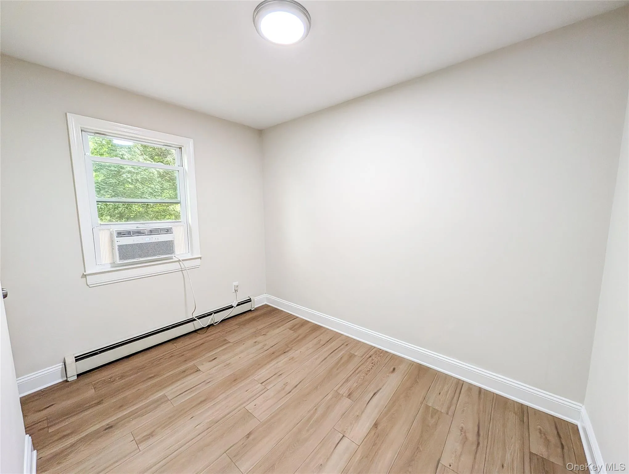 52 King Road, Brookhaven, NY, 3 Bedrooms Bedrooms, 5 Rooms Rooms,1 BathroomBathrooms,Residential,For Rent,King,0,1026387 52 King Road, Brookhaven, NY, 3 Bedrooms Bedrooms, 5 Rooms Rooms,1 BathroomBathrooms,Residential,For Rent,King,0,1026387