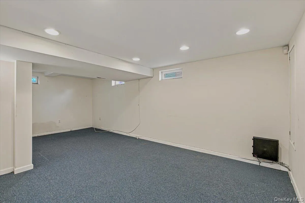 151-28 9th Avenue, New York, NY, 3 Bedrooms Bedrooms, 9 Rooms Rooms,2 BathroomsBathrooms,Residential,For Rent,9th,0,1026389 151-28 9th Avenue, New York, NY, 3 Bedrooms Bedrooms, 9 Rooms Rooms,2 BathroomsBathrooms,Residential,For Rent,9th,0,1026389