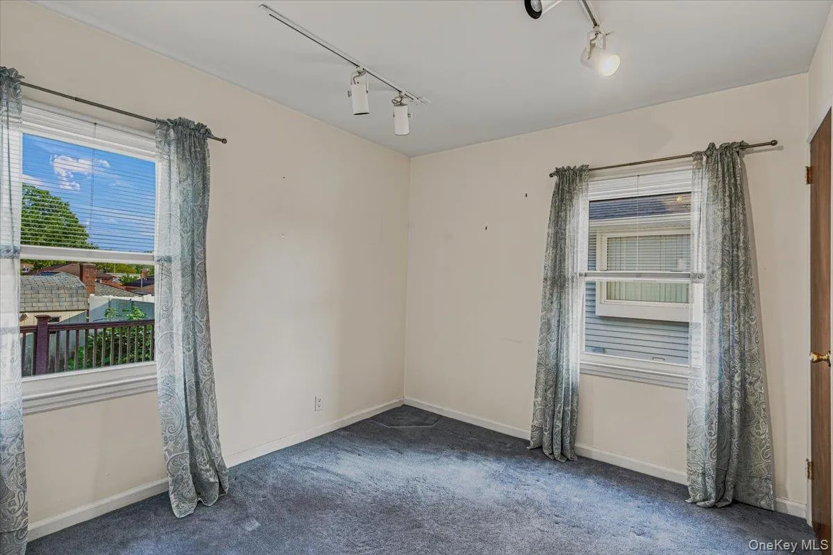 151-28 9th Avenue, New York, NY, 3 Bedrooms Bedrooms, 9 Rooms Rooms,2 BathroomsBathrooms,Residential,For Rent,9th,0,1026389 151-28 9th Avenue, New York, NY, 3 Bedrooms Bedrooms, 9 Rooms Rooms,2 BathroomsBathrooms,Residential,For Rent,9th,0,1026389