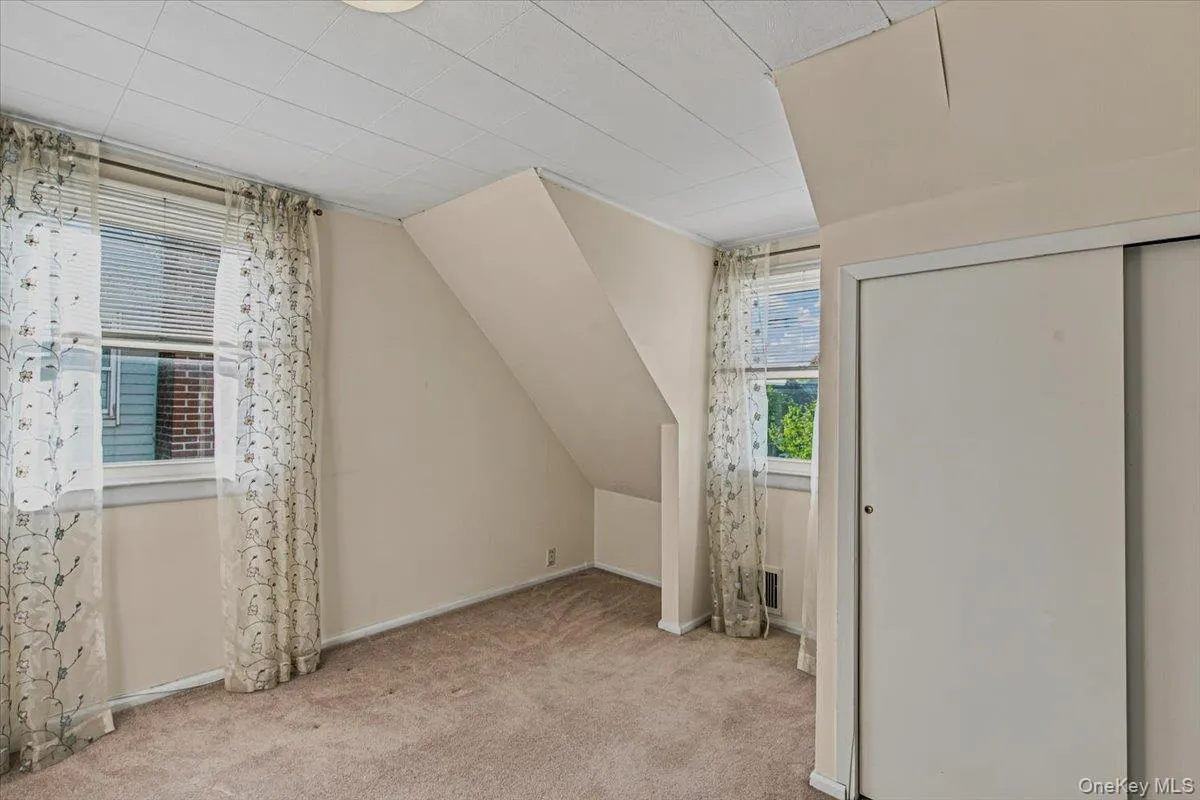 151-28 9th Avenue, New York, NY, 3 Bedrooms Bedrooms, 9 Rooms Rooms,2 BathroomsBathrooms,Residential,For Rent,9th,0,1026389 151-28 9th Avenue, New York, NY, 3 Bedrooms Bedrooms, 9 Rooms Rooms,2 BathroomsBathrooms,Residential,For Rent,9th,0,1026389