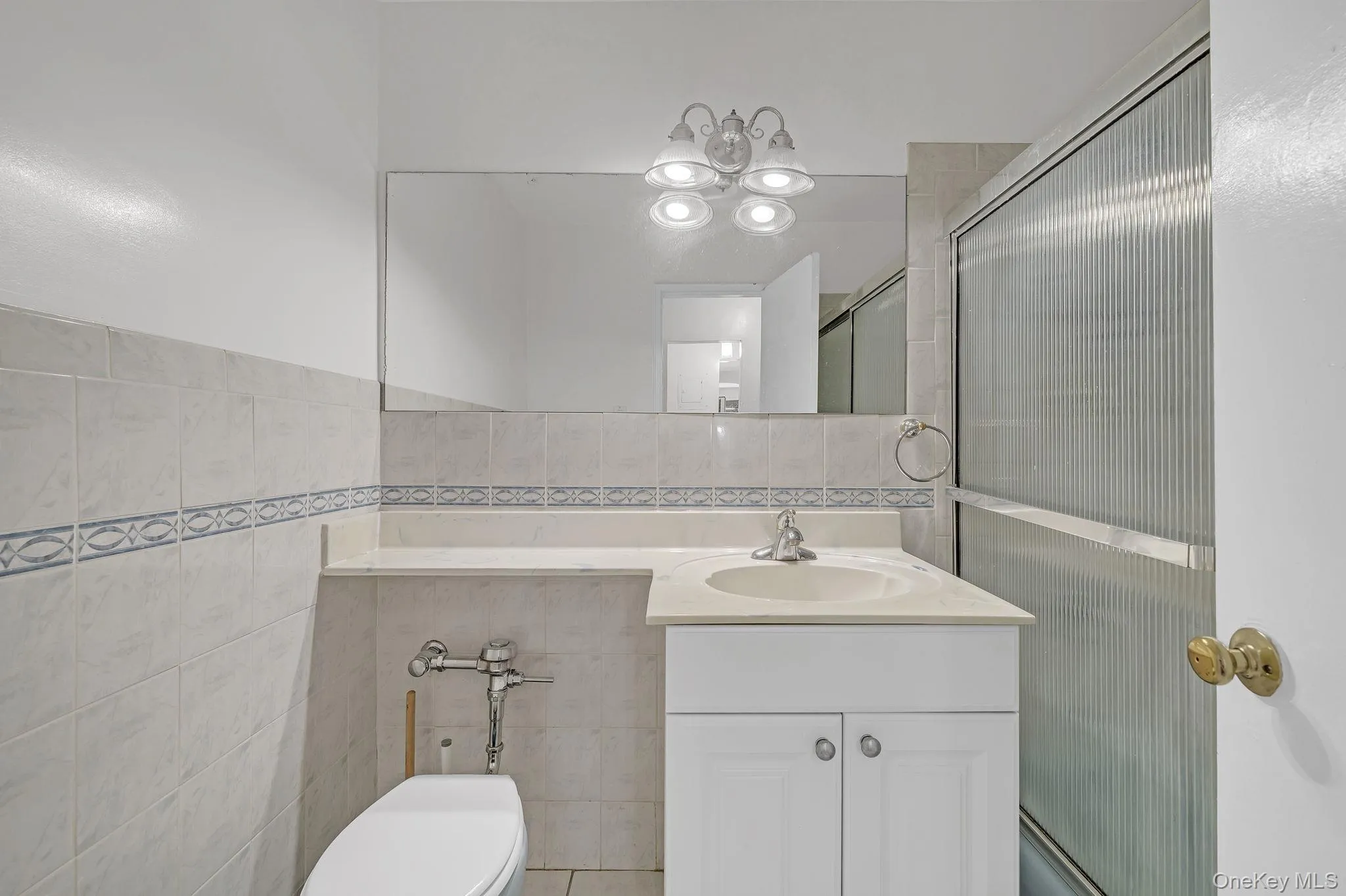 8710 149th Avenue, New York, NY, 1 Bedroom Bedrooms, 5 Rooms Rooms,1 BathroomBathrooms,Residential,For Rent,149th,0,1026391 8710 149th Avenue, New York, NY, 1 Bedroom Bedrooms, 5 Rooms Rooms,1 BathroomBathrooms,Residential,For Rent,149th,0,1026391