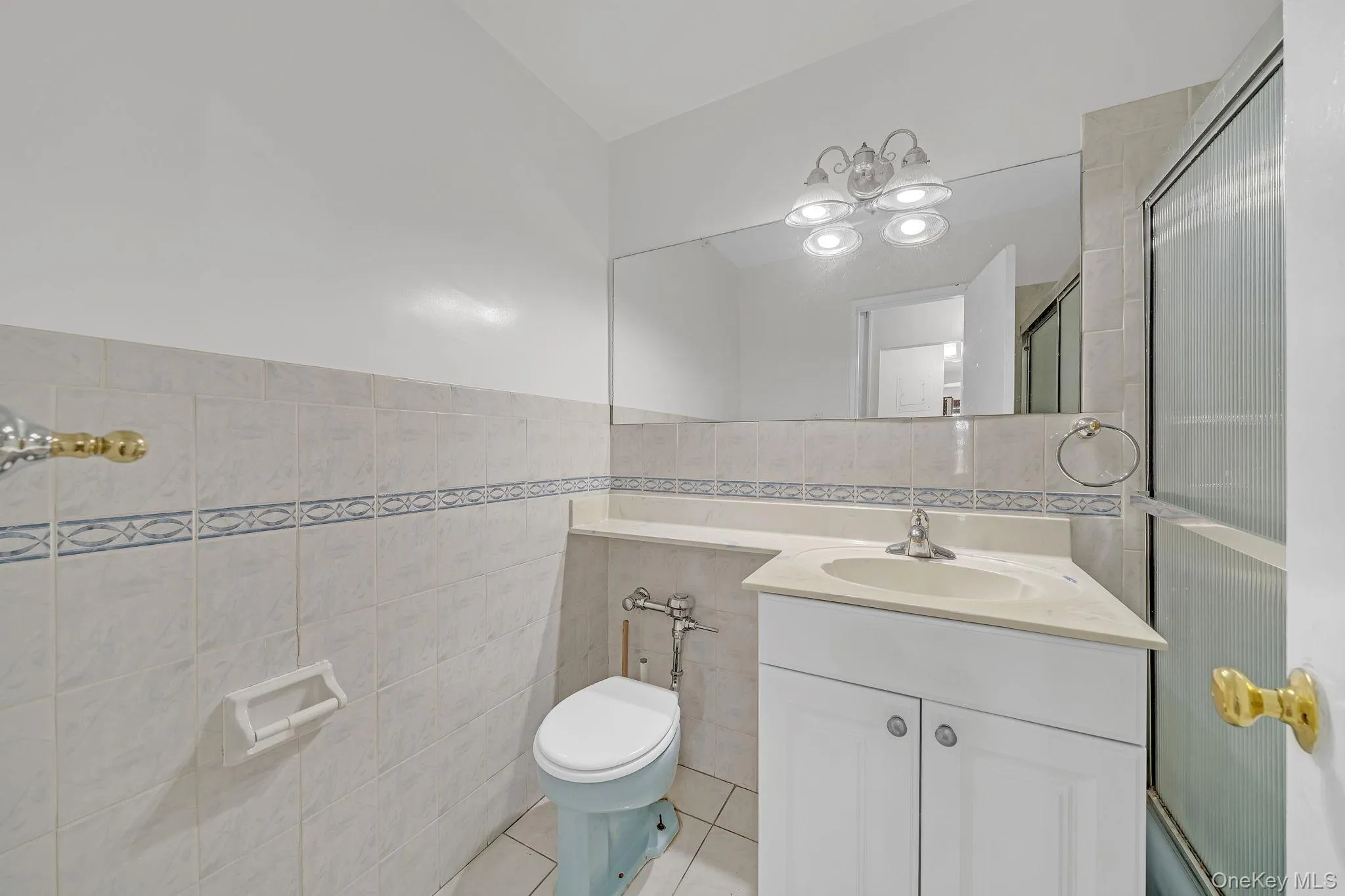 8710 149th Avenue, New York, NY, 1 Bedroom Bedrooms, 5 Rooms Rooms,1 BathroomBathrooms,Residential,For Rent,149th,0,1026391 8710 149th Avenue, New York, NY, 1 Bedroom Bedrooms, 5 Rooms Rooms,1 BathroomBathrooms,Residential,For Rent,149th,0,1026391
