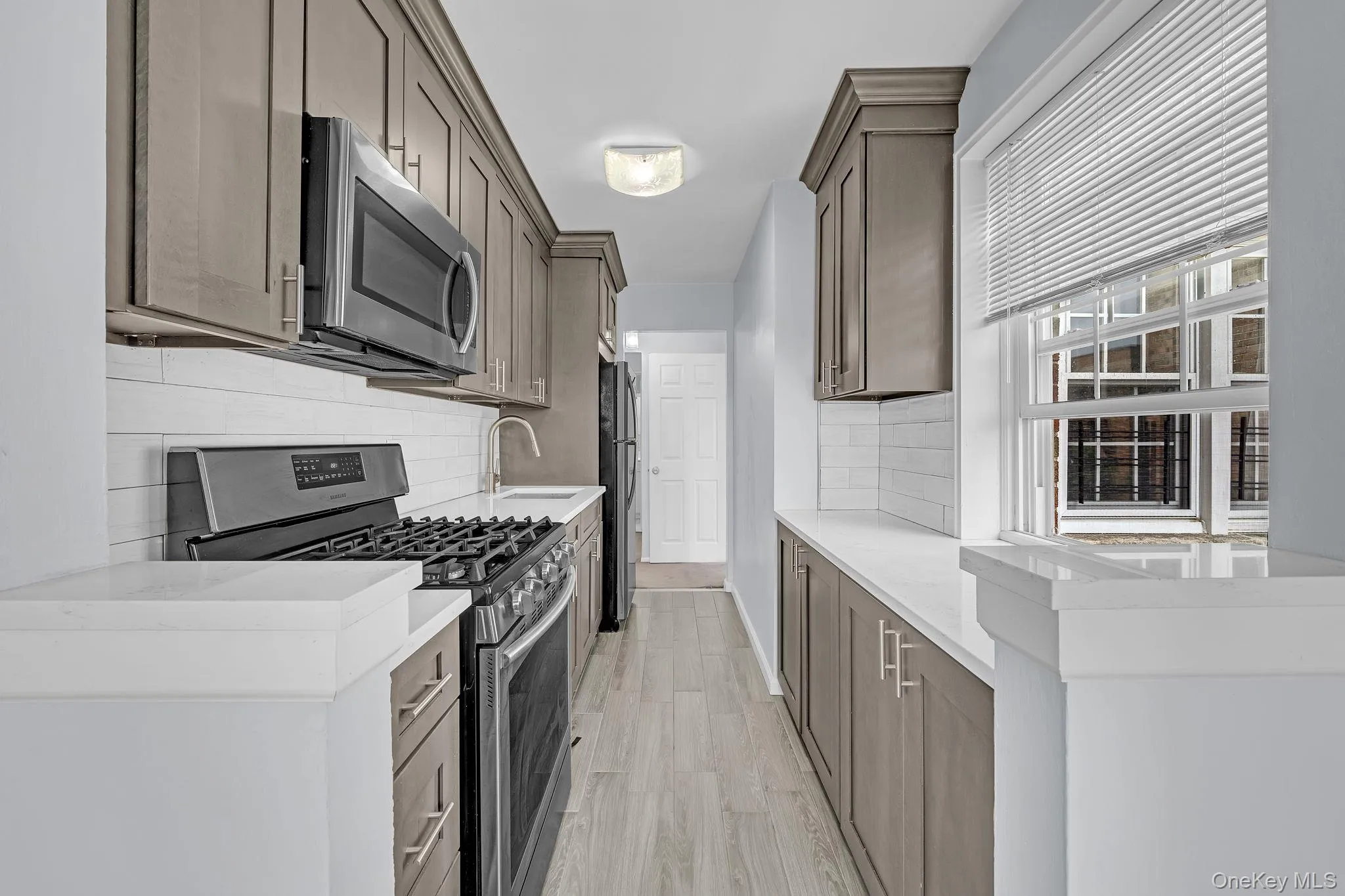 8710 149th Avenue, New York, NY, 1 Bedroom Bedrooms, 5 Rooms Rooms,1 BathroomBathrooms,Residential,For Rent,149th,0,1026391 8710 149th Avenue, New York, NY, 1 Bedroom Bedrooms, 5 Rooms Rooms,1 BathroomBathrooms,Residential,For Rent,149th,0,1026391