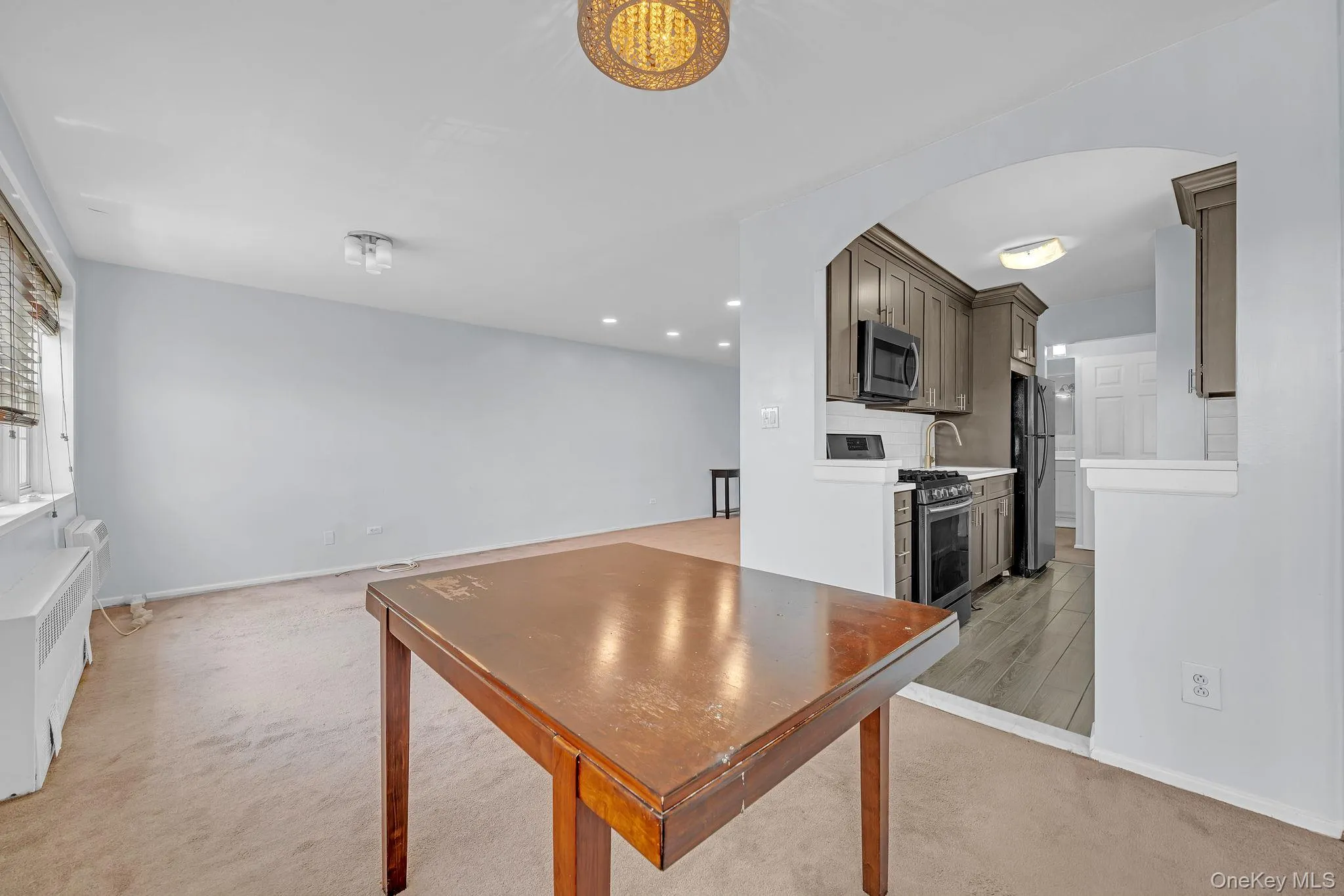 8710 149th Avenue, New York, NY, 1 Bedroom Bedrooms, 5 Rooms Rooms,1 BathroomBathrooms,Residential,For Rent,149th,0,1026391 8710 149th Avenue, New York, NY, 1 Bedroom Bedrooms, 5 Rooms Rooms,1 BathroomBathrooms,Residential,For Rent,149th,0,1026391