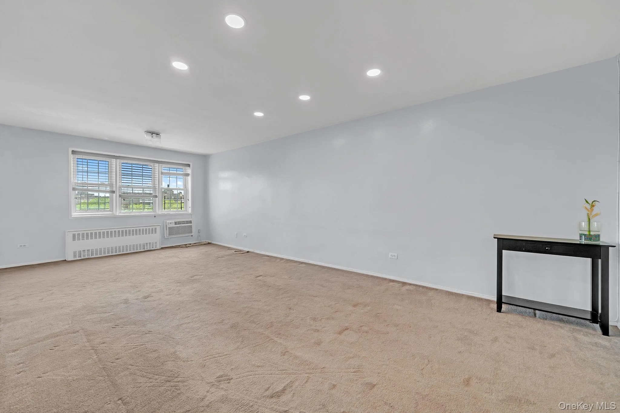 8710 149th Avenue, New York, NY, 1 Bedroom Bedrooms, 5 Rooms Rooms,1 BathroomBathrooms,Residential,For Rent,149th,0,1026391 8710 149th Avenue, New York, NY, 1 Bedroom Bedrooms, 5 Rooms Rooms,1 BathroomBathrooms,Residential,For Rent,149th,0,1026391