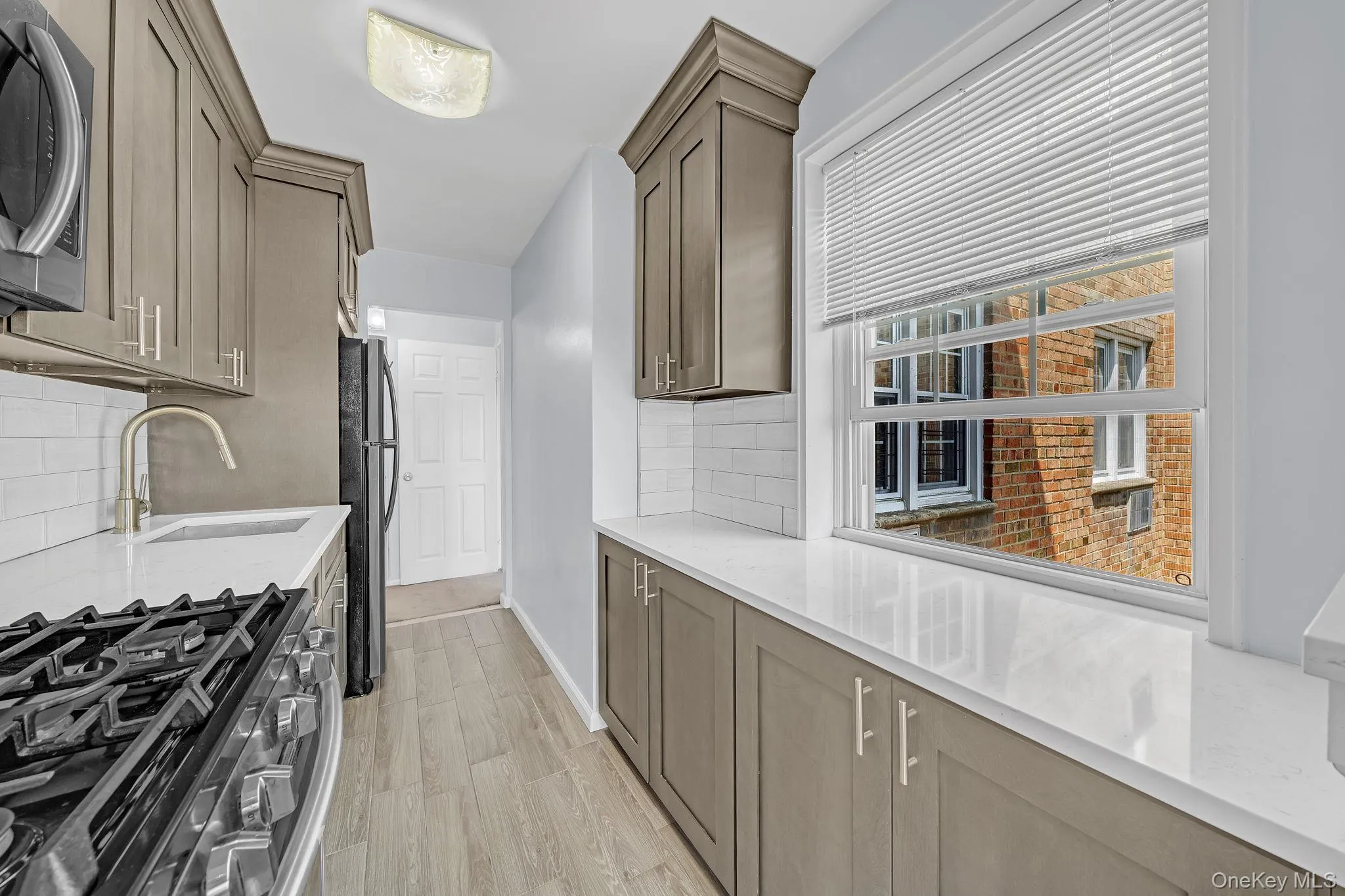 8710 149th Avenue, New York, NY, 1 Bedroom Bedrooms, 5 Rooms Rooms,1 BathroomBathrooms,Residential,For Rent,149th,0,1026391 8710 149th Avenue, New York, NY, 1 Bedroom Bedrooms, 5 Rooms Rooms,1 BathroomBathrooms,Residential,For Rent,149th,0,1026391