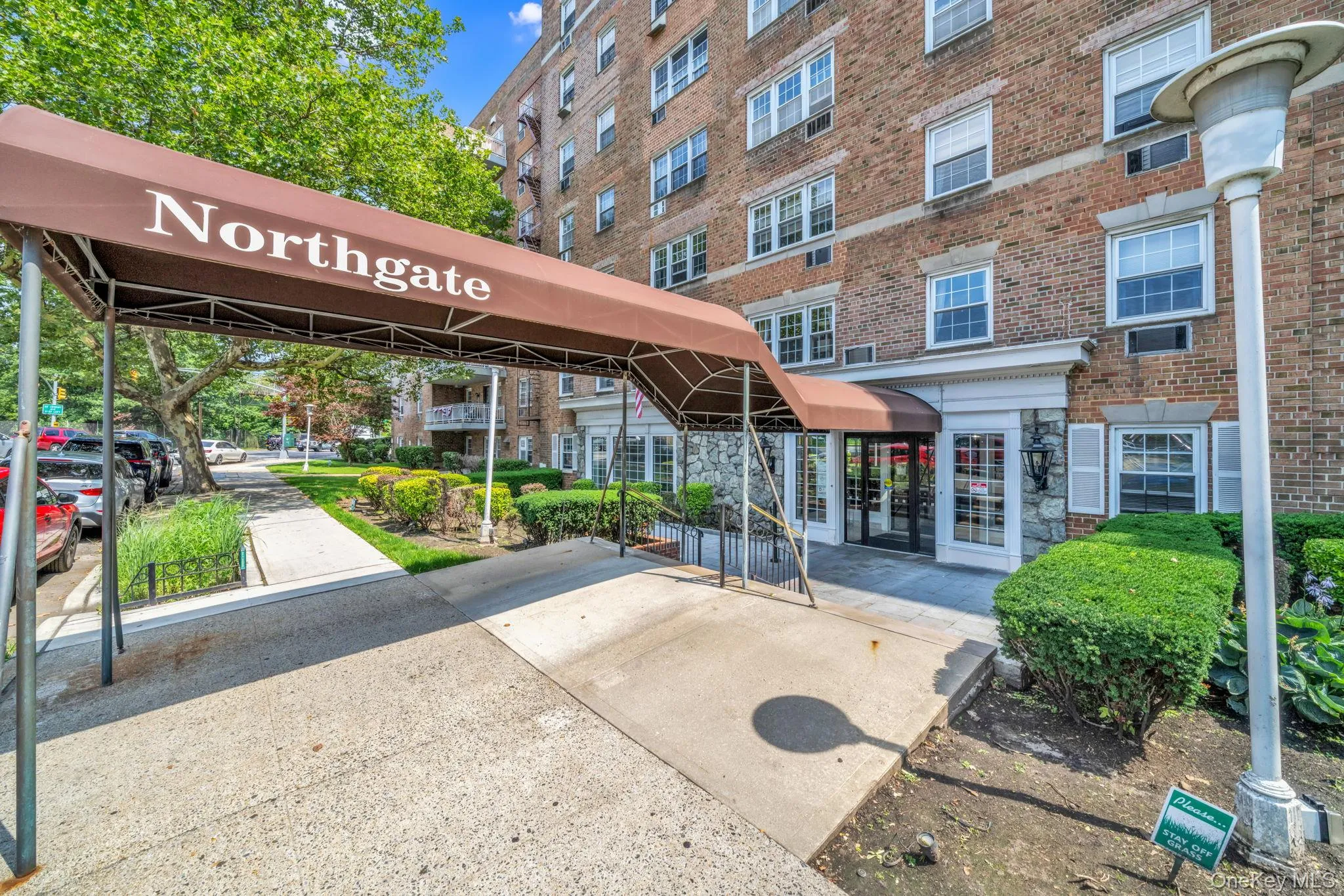 8710 149th Avenue, New York, NY, 1 Bedroom Bedrooms, 5 Rooms Rooms,1 BathroomBathrooms,Residential,For Rent,149th,0,1026391 8710 149th Avenue, New York, NY, 1 Bedroom Bedrooms, 5 Rooms Rooms,1 BathroomBathrooms,Residential,For Rent,149th,0,1026391