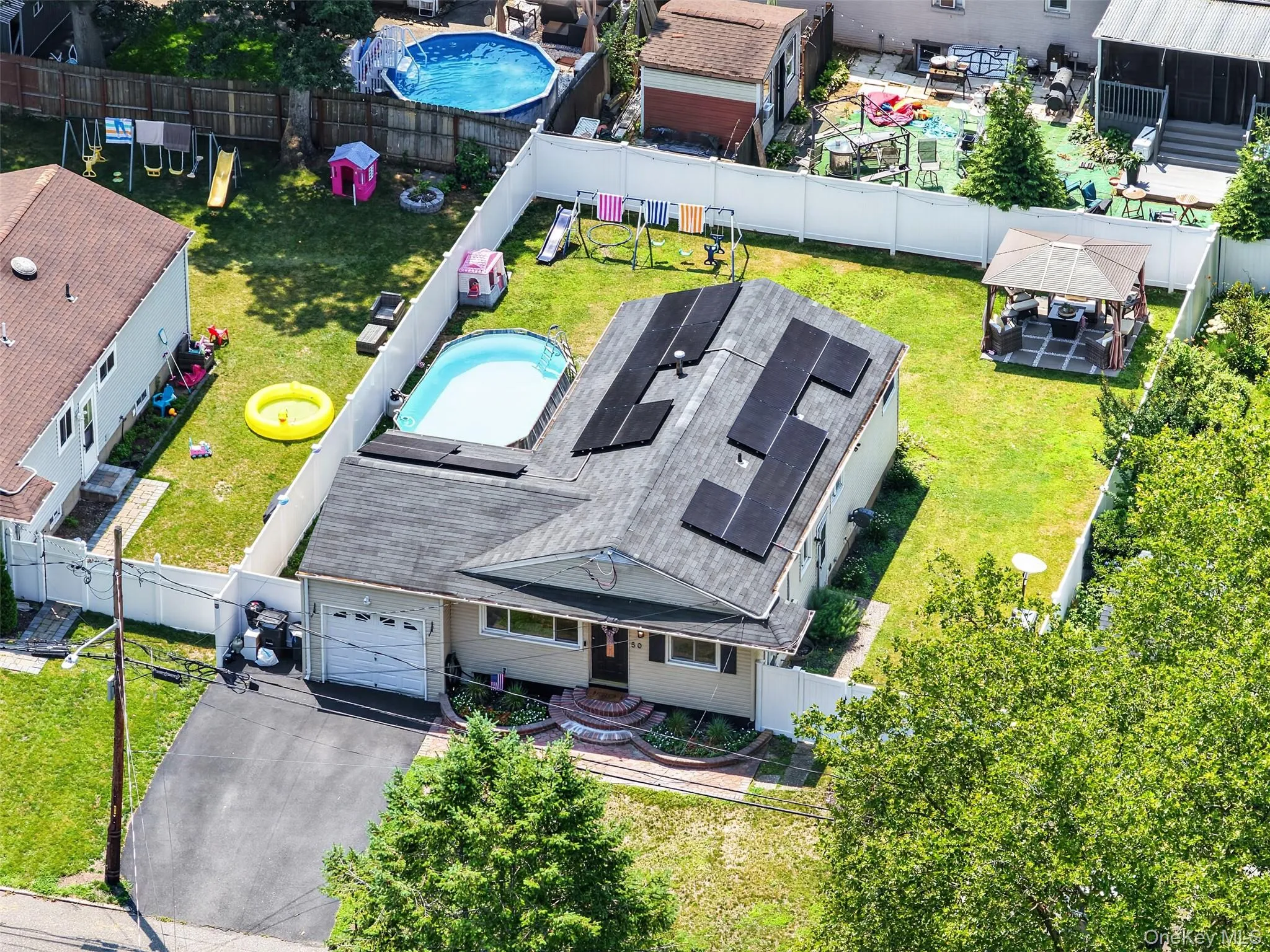 50 Lantern Street, Huntington, NY, 3 Bedrooms Bedrooms, 8 Rooms Rooms,2 BathroomsBathrooms,Residential,For Rent,Lantern,0,1026396 50 Lantern Street, Huntington, NY, 3 Bedrooms Bedrooms, 8 Rooms Rooms,2 BathroomsBathrooms,Residential,For Rent,Lantern,0,1026396