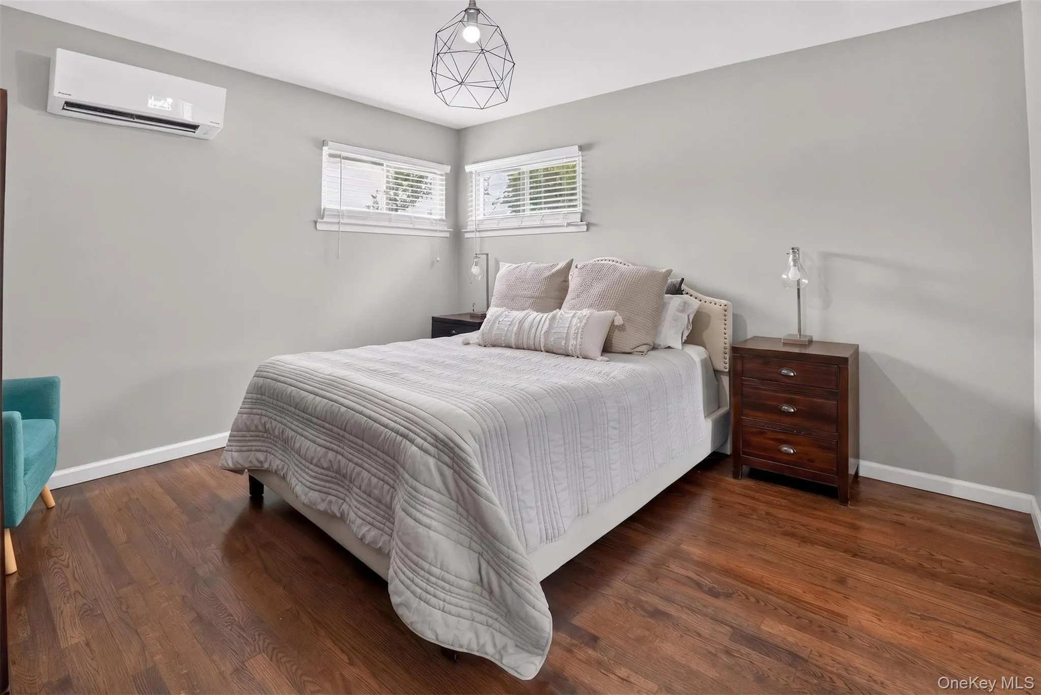 50 Lantern Street, Huntington, NY, 3 Bedrooms Bedrooms, 8 Rooms Rooms,2 BathroomsBathrooms,Residential,For Rent,Lantern,0,1026396 50 Lantern Street, Huntington, NY, 3 Bedrooms Bedrooms, 8 Rooms Rooms,2 BathroomsBathrooms,Residential,For Rent,Lantern,0,1026396