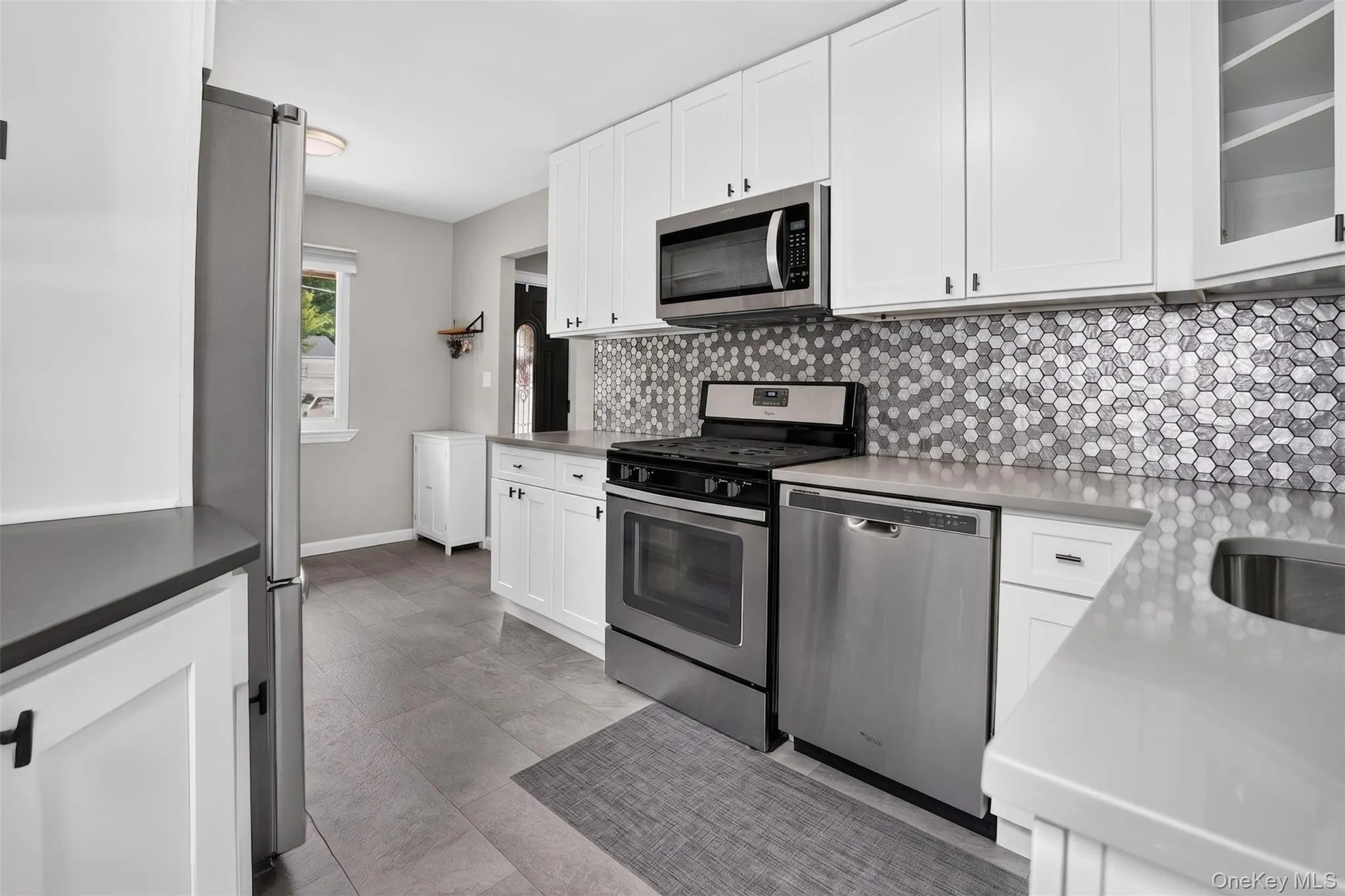 50 Lantern Street, Huntington, NY, 3 Bedrooms Bedrooms, 8 Rooms Rooms,2 BathroomsBathrooms,Residential,For Rent,Lantern,0,1026396 50 Lantern Street, Huntington, NY, 3 Bedrooms Bedrooms, 8 Rooms Rooms,2 BathroomsBathrooms,Residential,For Rent,Lantern,0,1026396