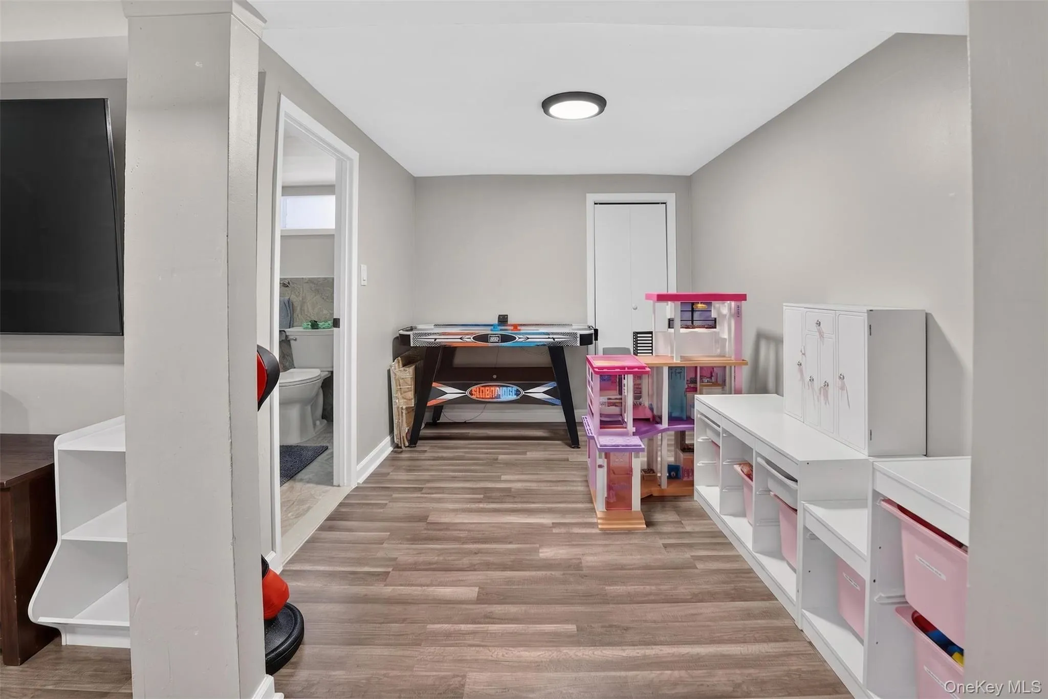 50 Lantern Street, Huntington, NY, 3 Bedrooms Bedrooms, 8 Rooms Rooms,2 BathroomsBathrooms,Residential,For Rent,Lantern,0,1026396 50 Lantern Street, Huntington, NY, 3 Bedrooms Bedrooms, 8 Rooms Rooms,2 BathroomsBathrooms,Residential,For Rent,Lantern,0,1026396
