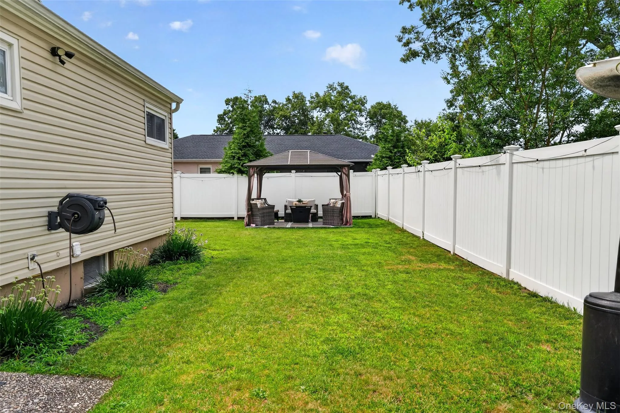 50 Lantern Street, Huntington, NY, 3 Bedrooms Bedrooms, 8 Rooms Rooms,2 BathroomsBathrooms,Residential,For Rent,Lantern,0,1026396 50 Lantern Street, Huntington, NY, 3 Bedrooms Bedrooms, 8 Rooms Rooms,2 BathroomsBathrooms,Residential,For Rent,Lantern,0,1026396