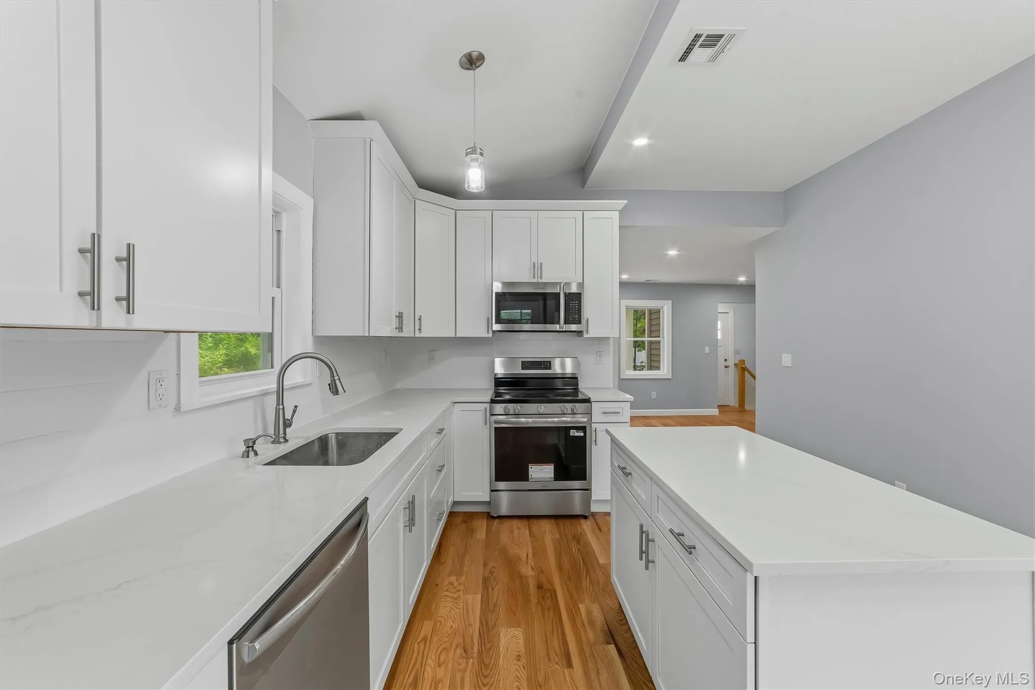 4 Narcissus Drive, Somers, NY, 2 Bedrooms Bedrooms, 6 Rooms Rooms,3 BathroomsBathrooms,Residential,For Rent,Narcissus,0,1026397 4 Narcissus Drive, Somers, NY, 2 Bedrooms Bedrooms, 6 Rooms Rooms,3 BathroomsBathrooms,Residential,For Rent,Narcissus,0,1026397